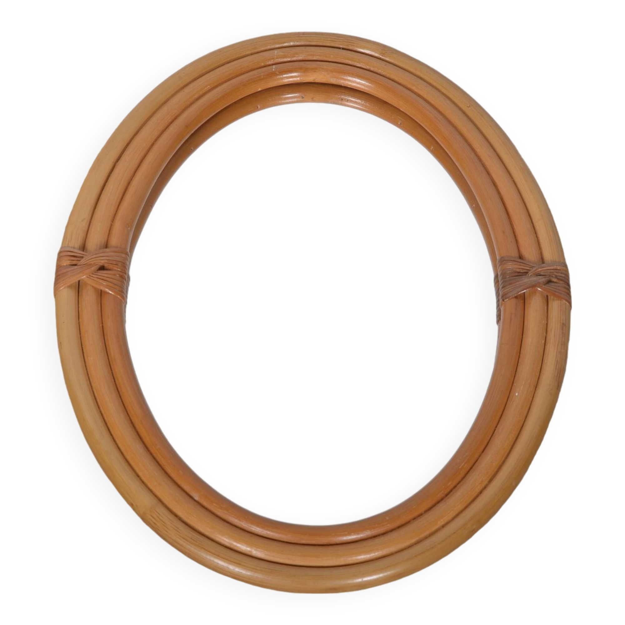 Oval rattan mirror