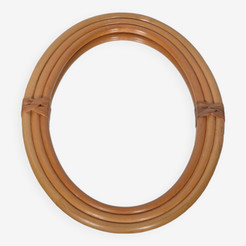 Oval rattan mirror