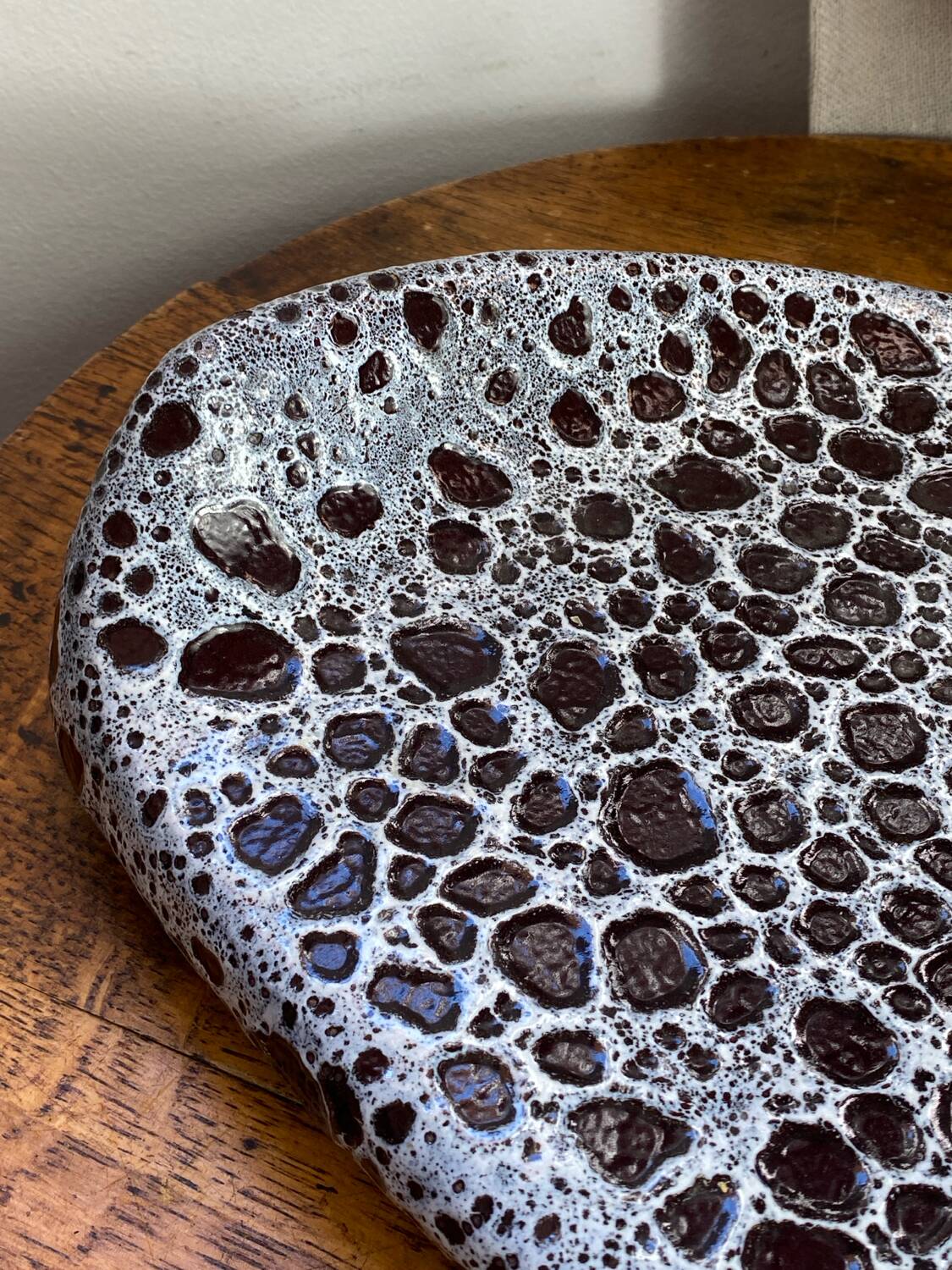 Ceramic plate, signed Le Vaucour, Vallauris
