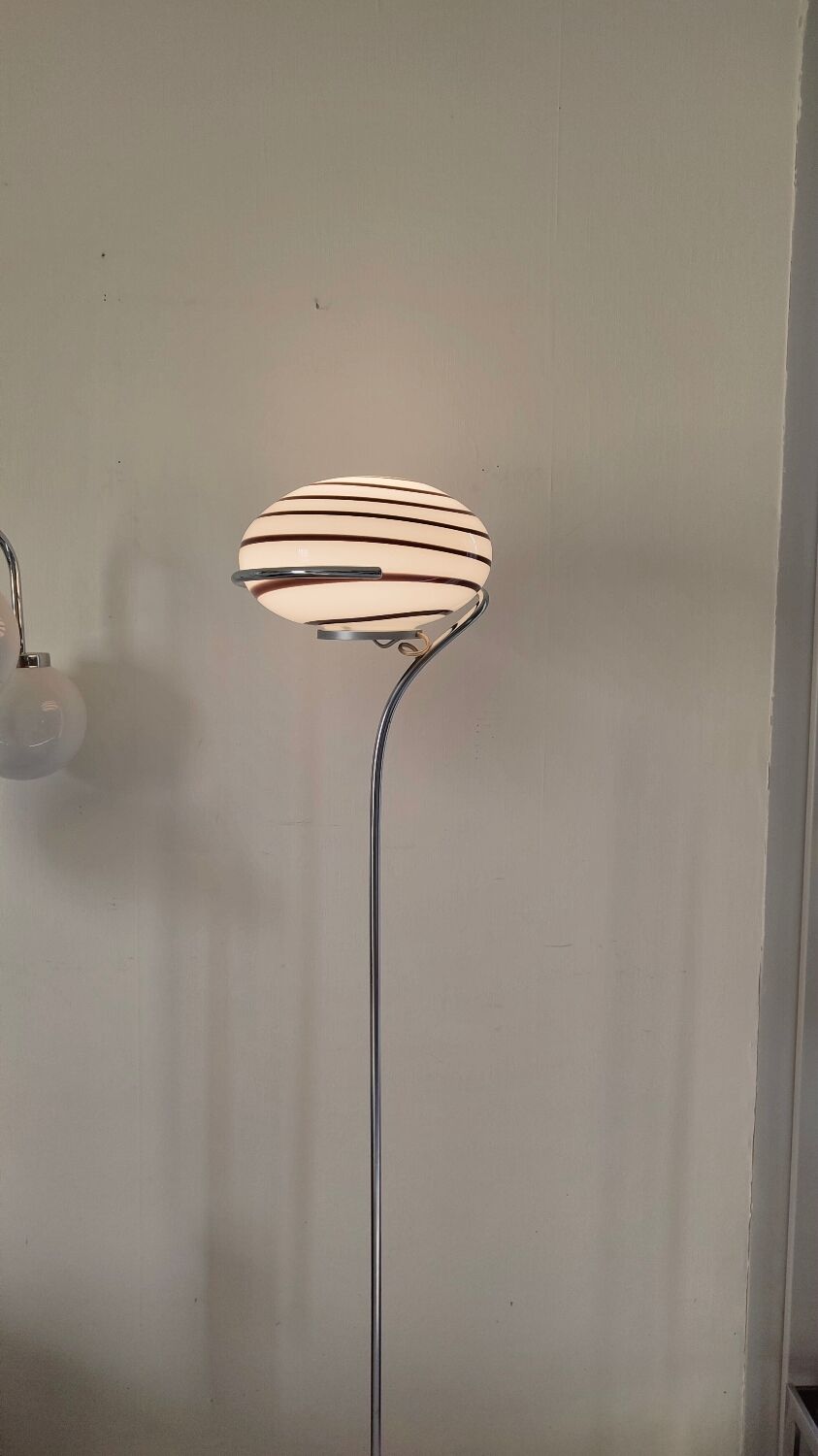 Floor lamp 1990 vintage Italy opaline zebra