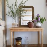 Raw wood console
