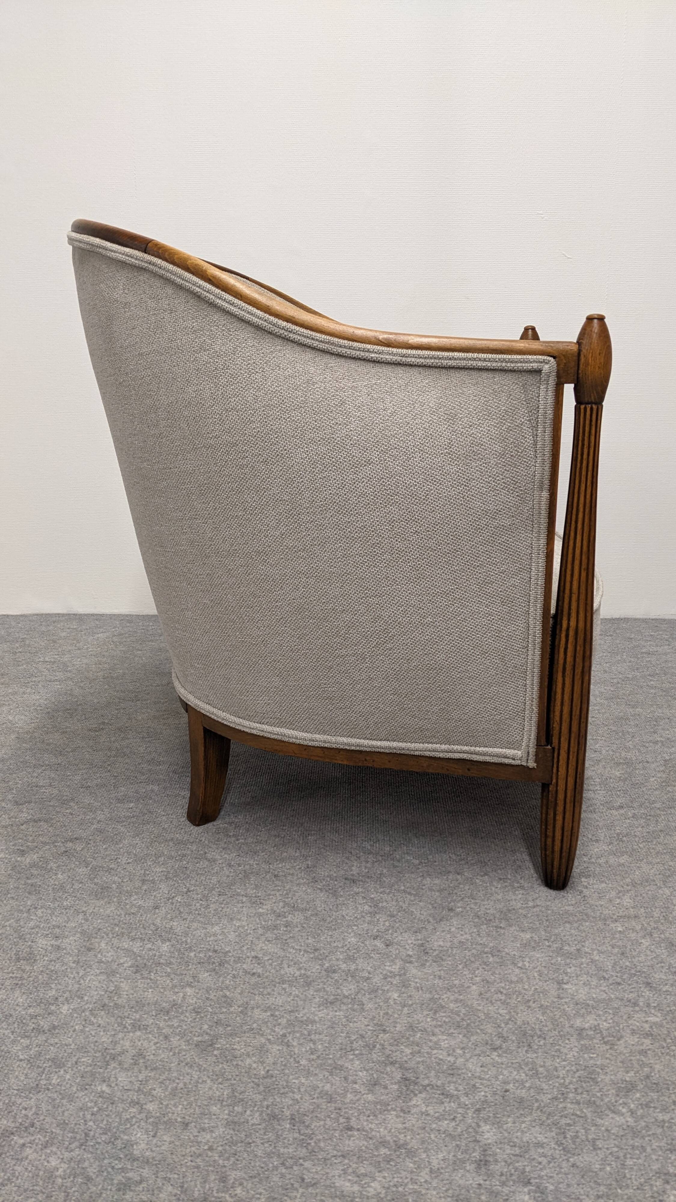 Pair of Art Deco gondola armchairs, France circa 1920