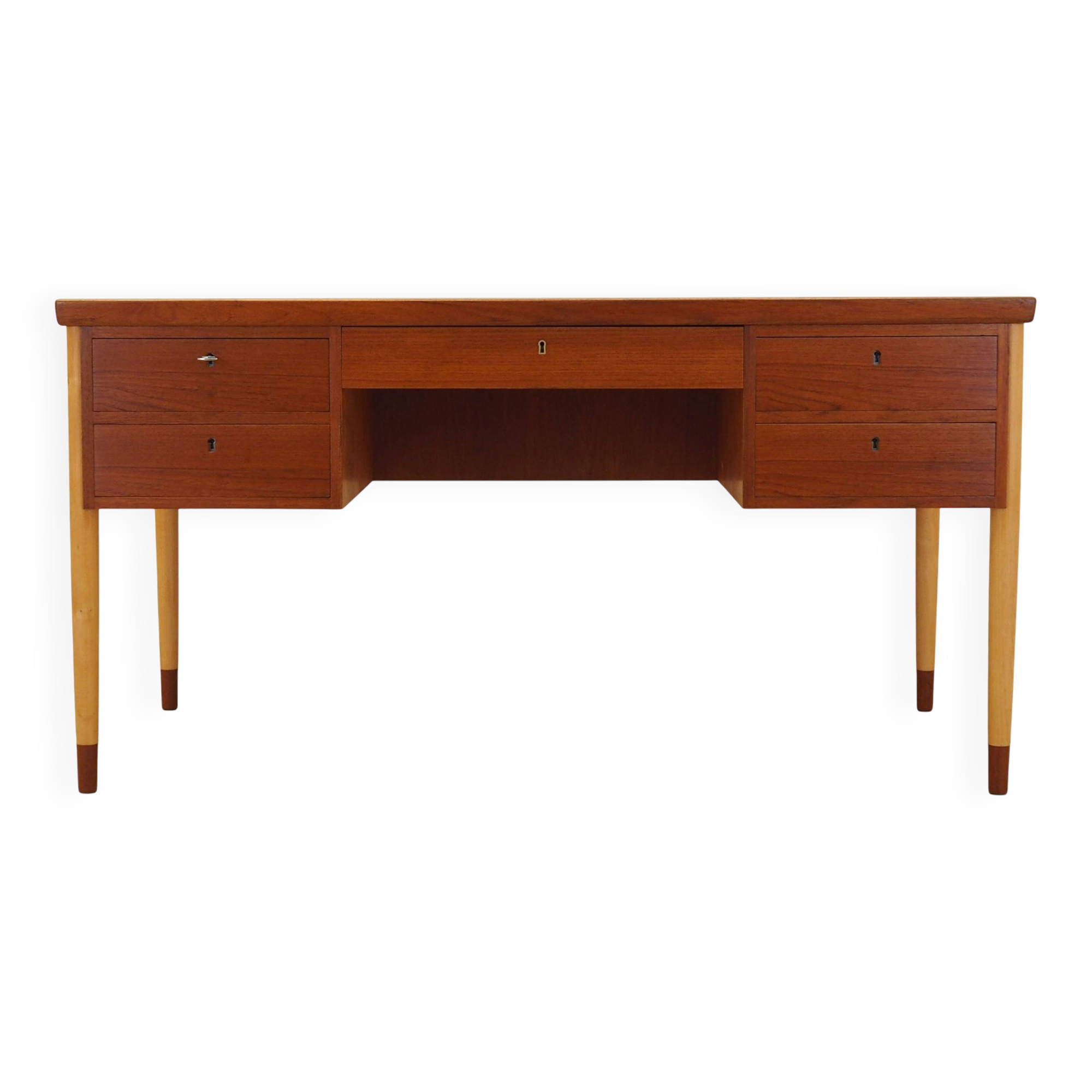 Teak desk, Danish design, 1970s, made in Denmark