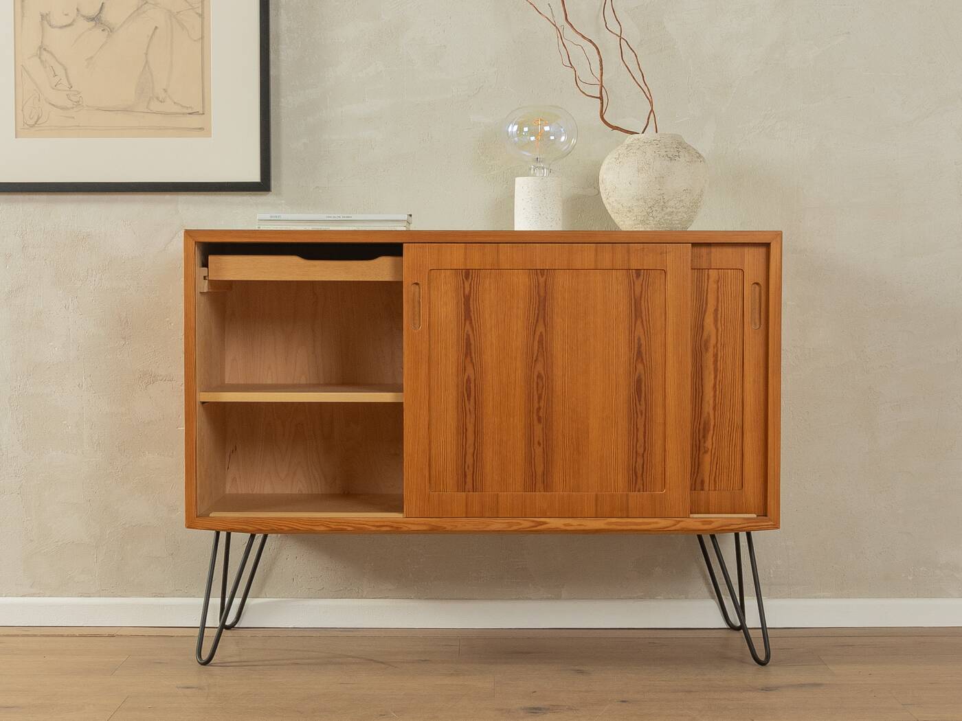 1960s Dresser