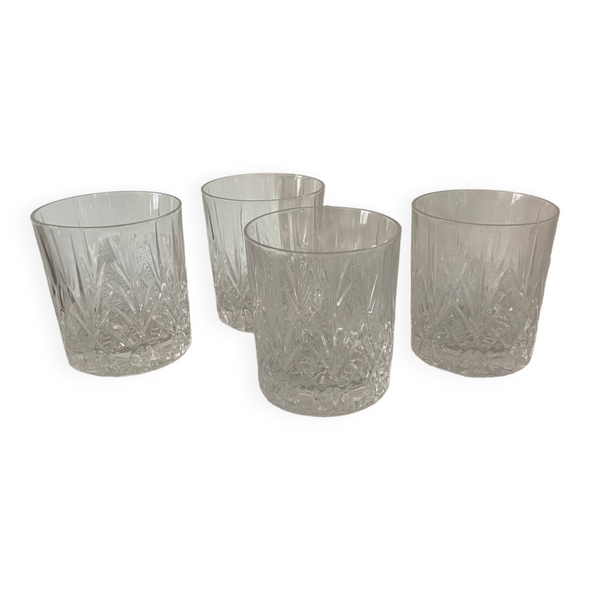 Set of 4 Whiskey glasses in cut glass 1970