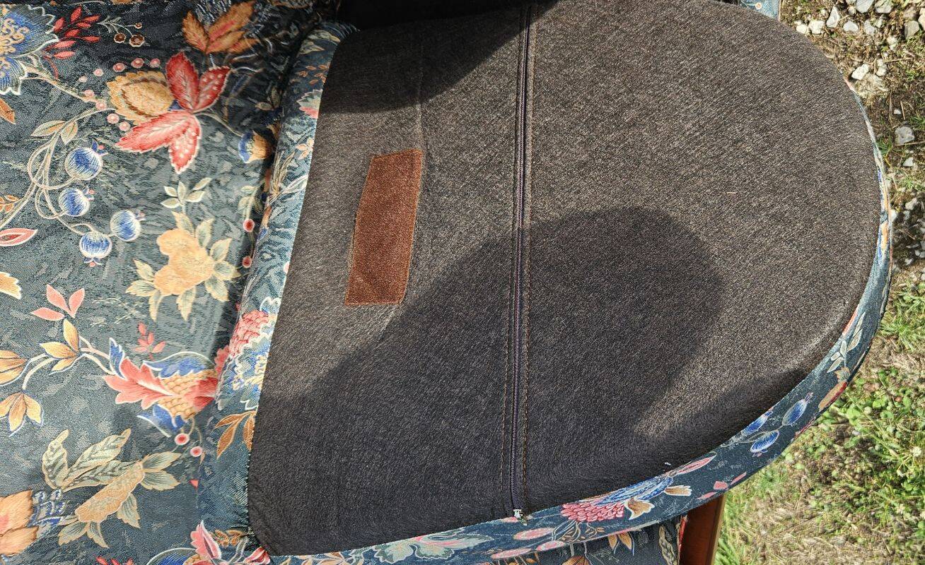 Satin Fabric Basket Chair