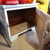 Piece of furniture made of wood and zinc