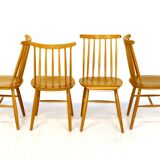 Set de 4 chaises "Pinnstol" en hêtre Suède 1960
