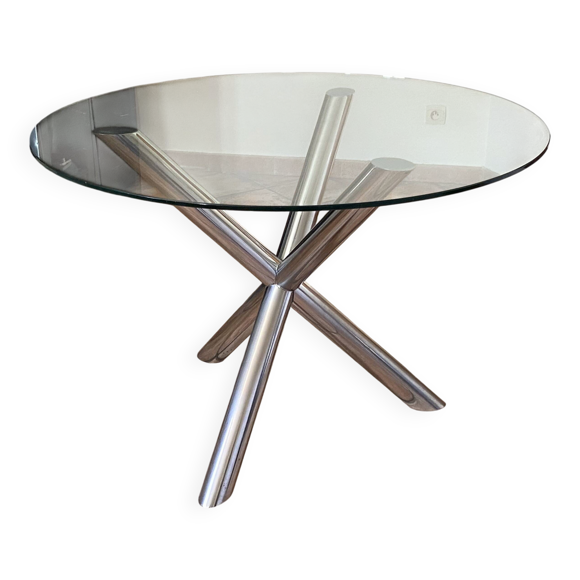 Renato Zevi table for Roche Bobois. 1970. Diameter 120cm.