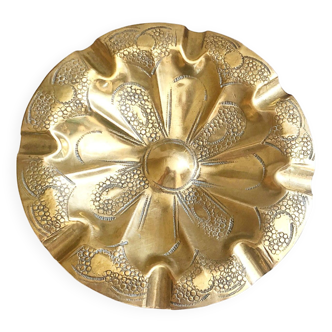 Cendrier vide-poche en laiton doré repoussé, style oriental