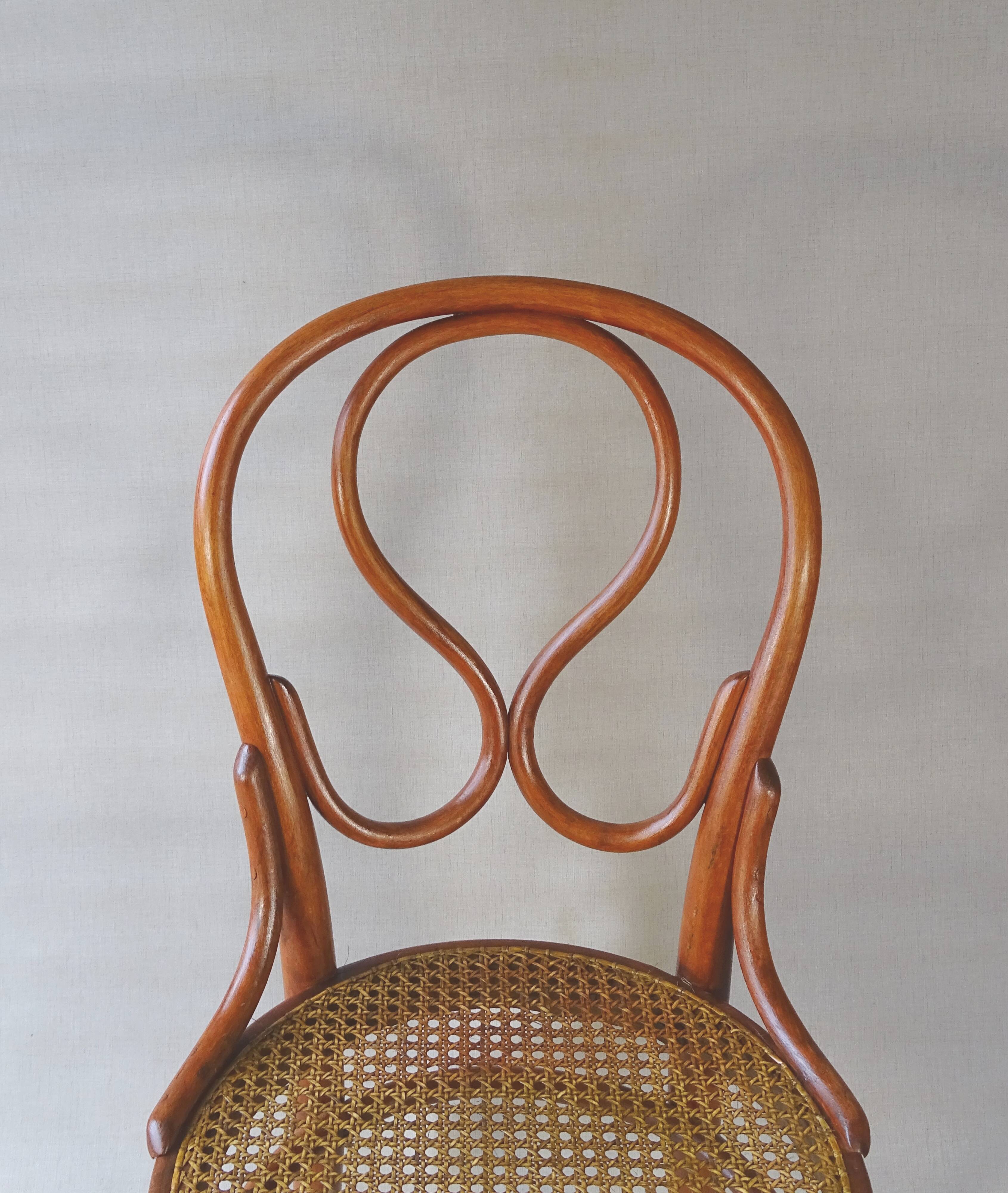 Chaise bistrot cannée Thonet dite "Oméga" n°20, 1890