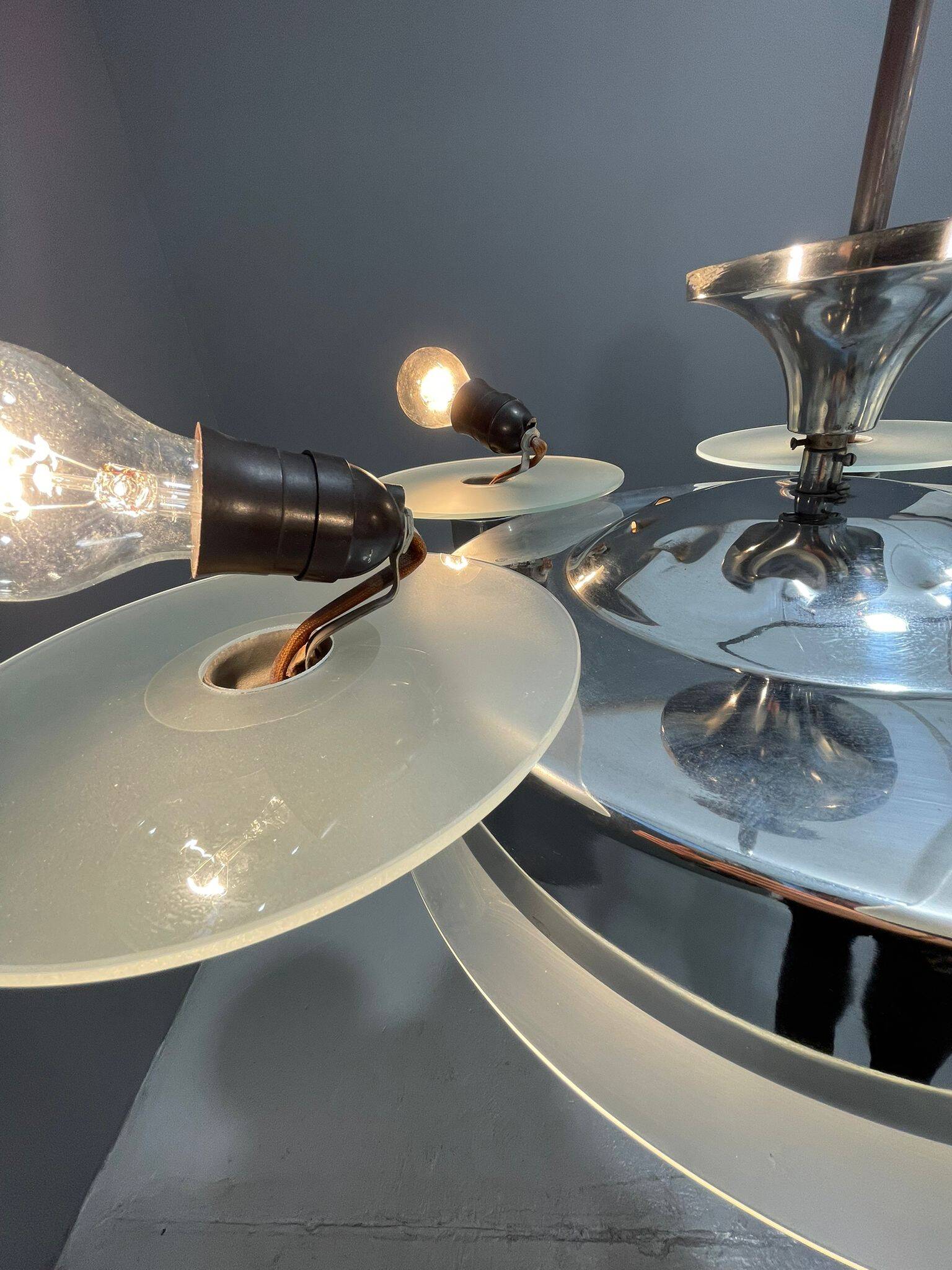 1930s Art Deco Chrome Chandelier with Frosted Glass Disc Shades – Czech Vin
