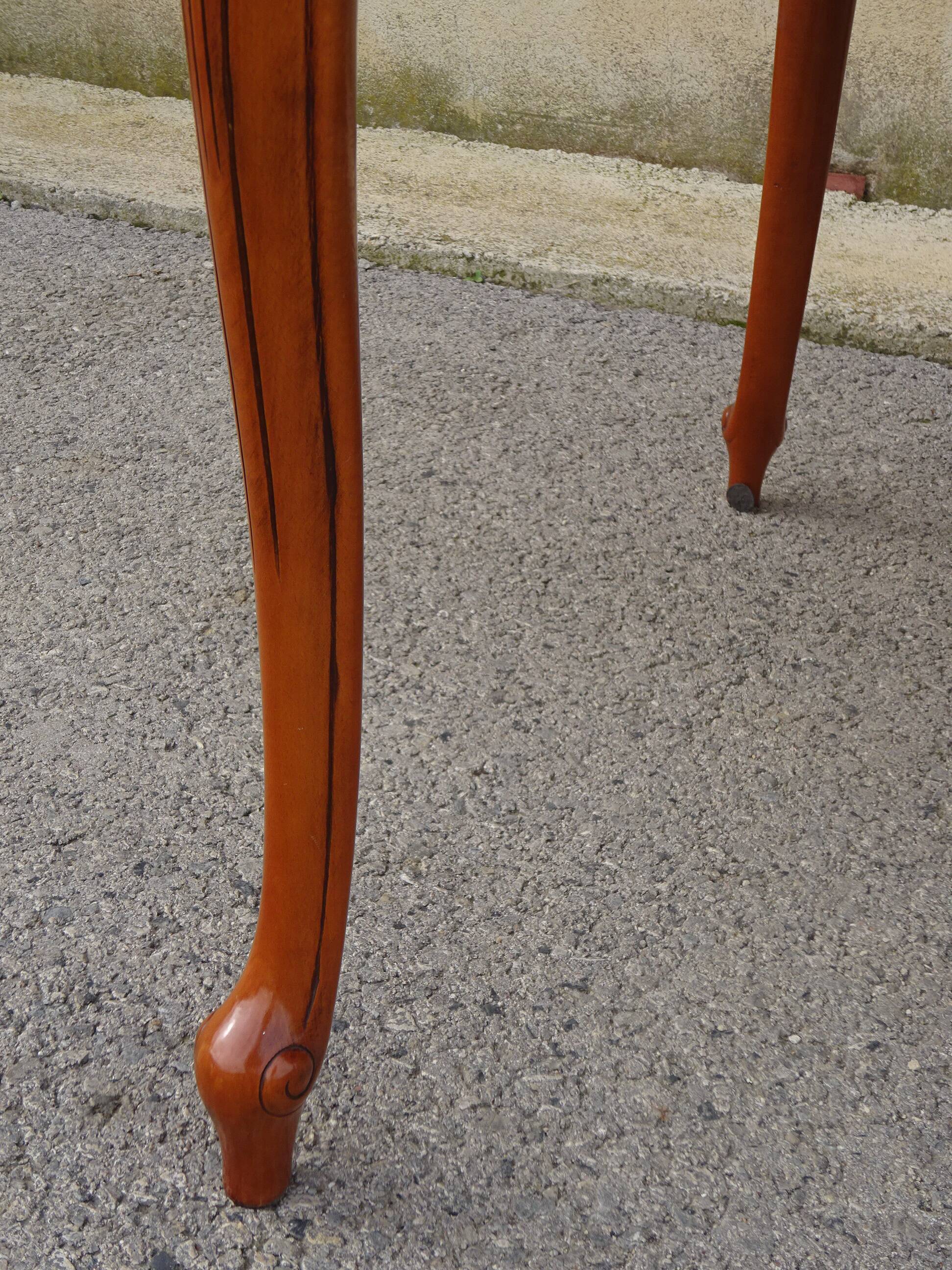 Table ovale avec rallonges, style Louis XV