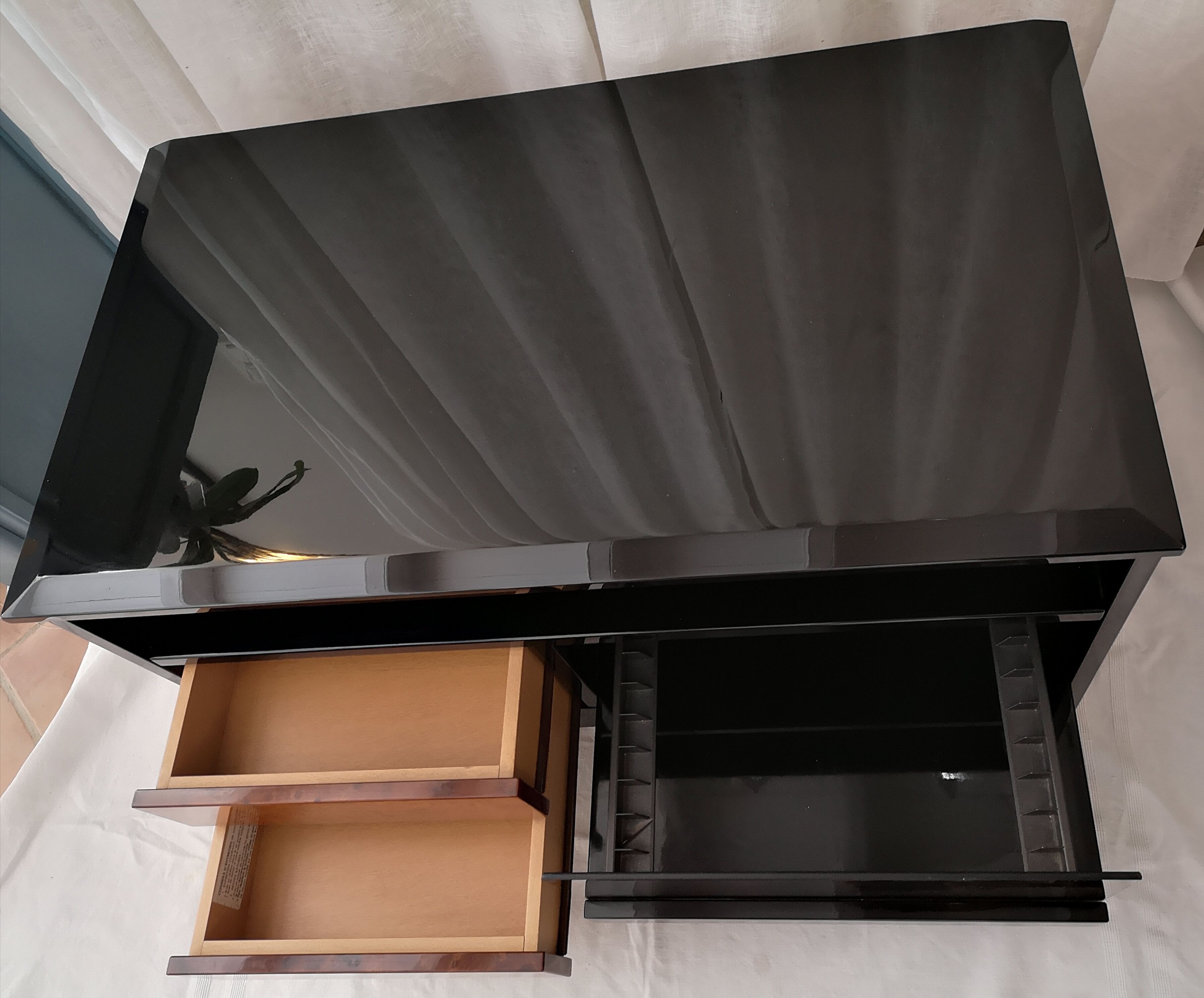 TV cabinet