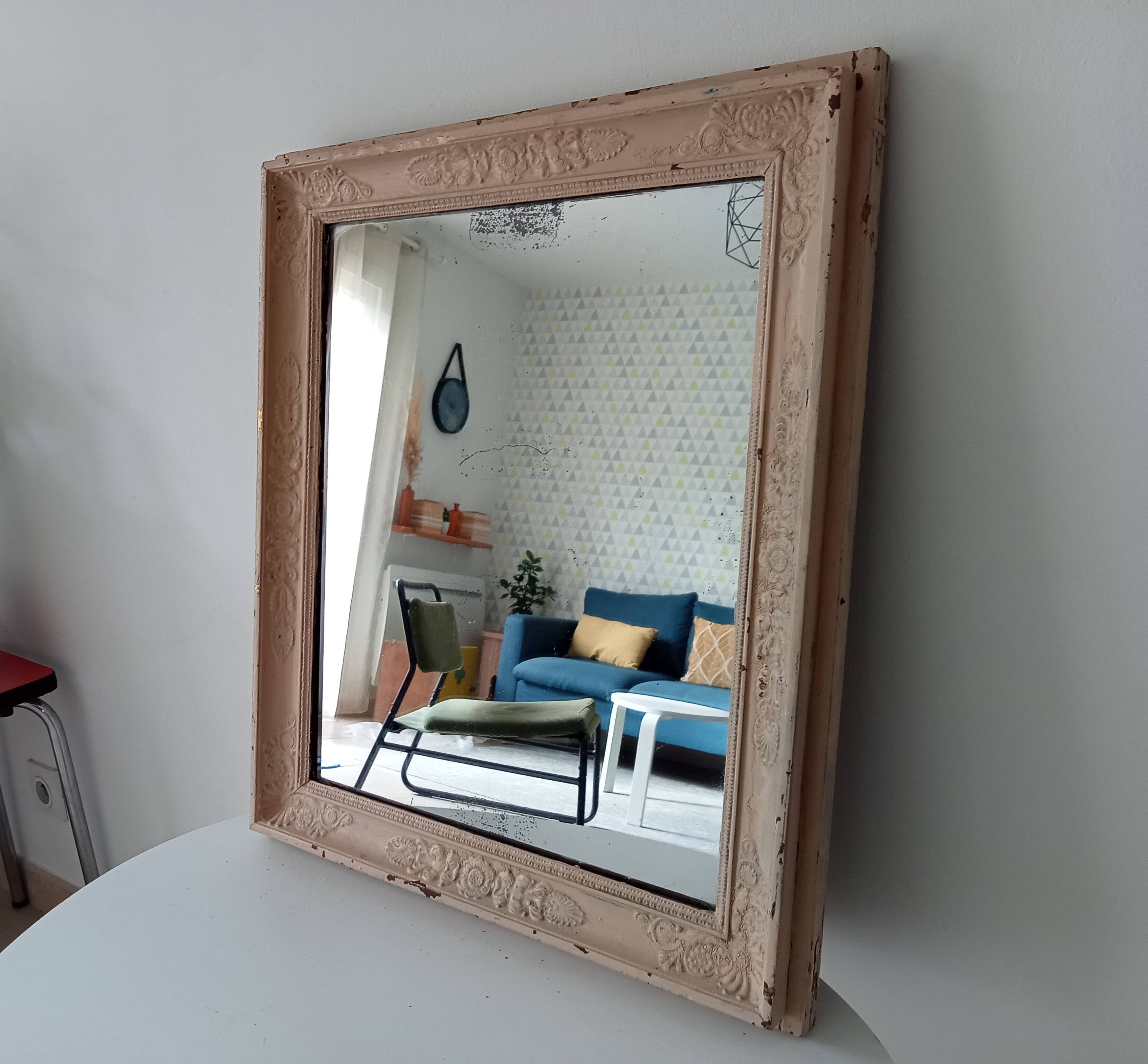 Antique 19th century mirror in carved solid wood 65*54cm