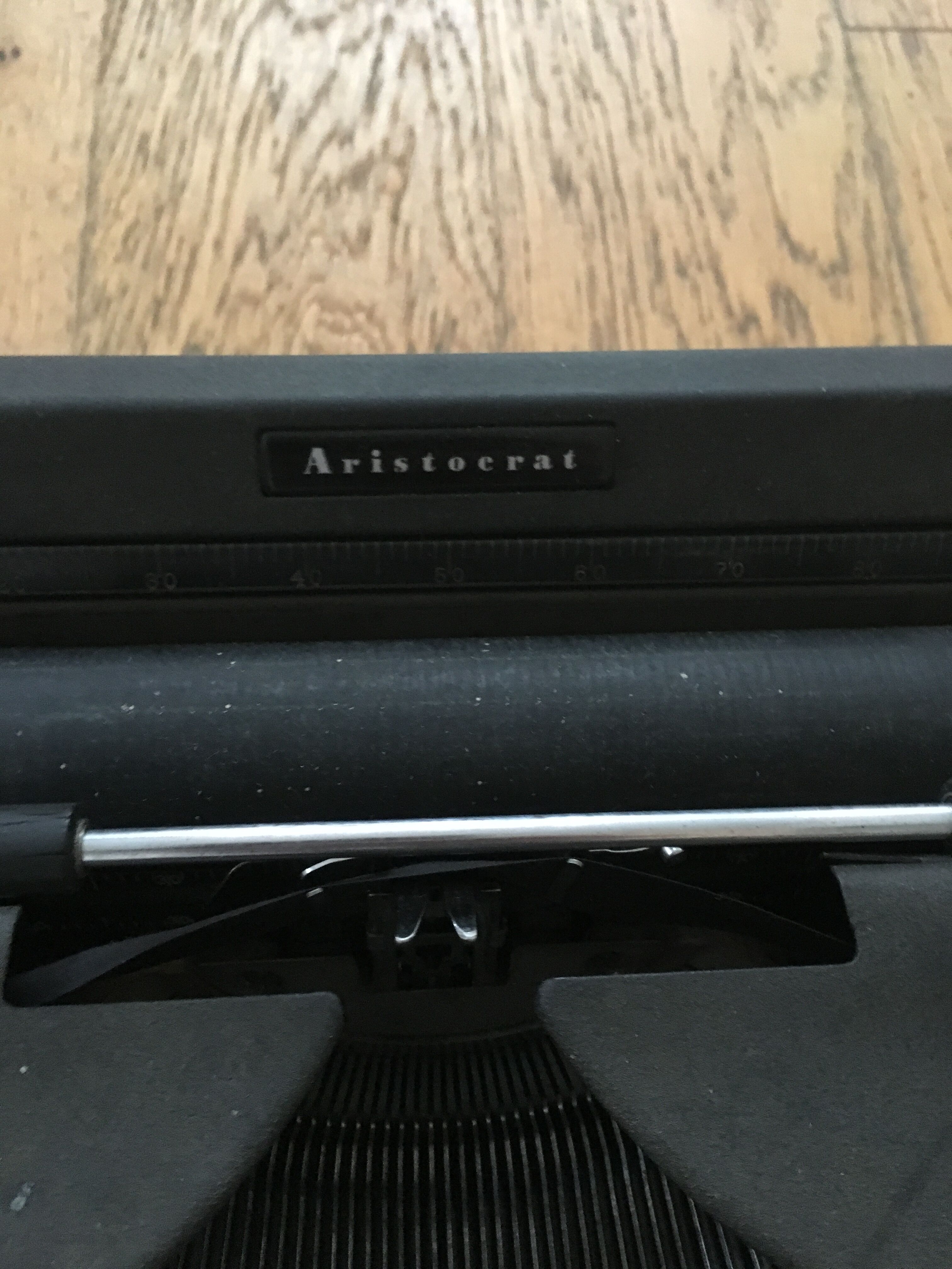 Machine to write Royal edition Aristrocrat