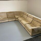 Cor segment sofa