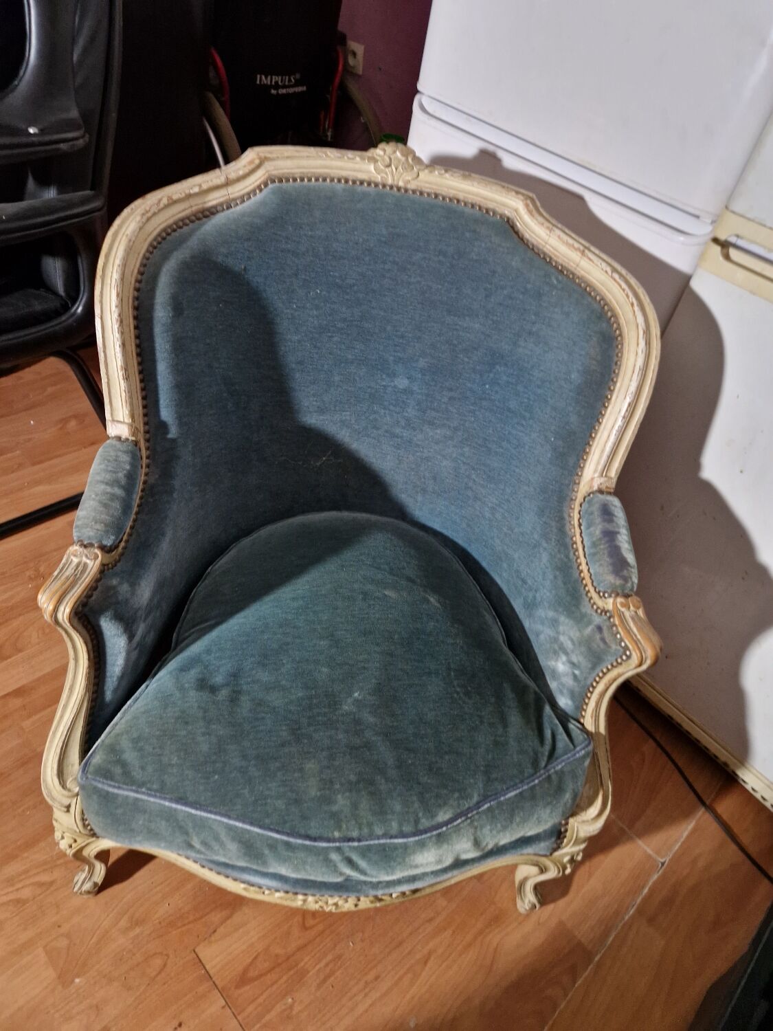 Armchairs bergère cabriolet style louis xv