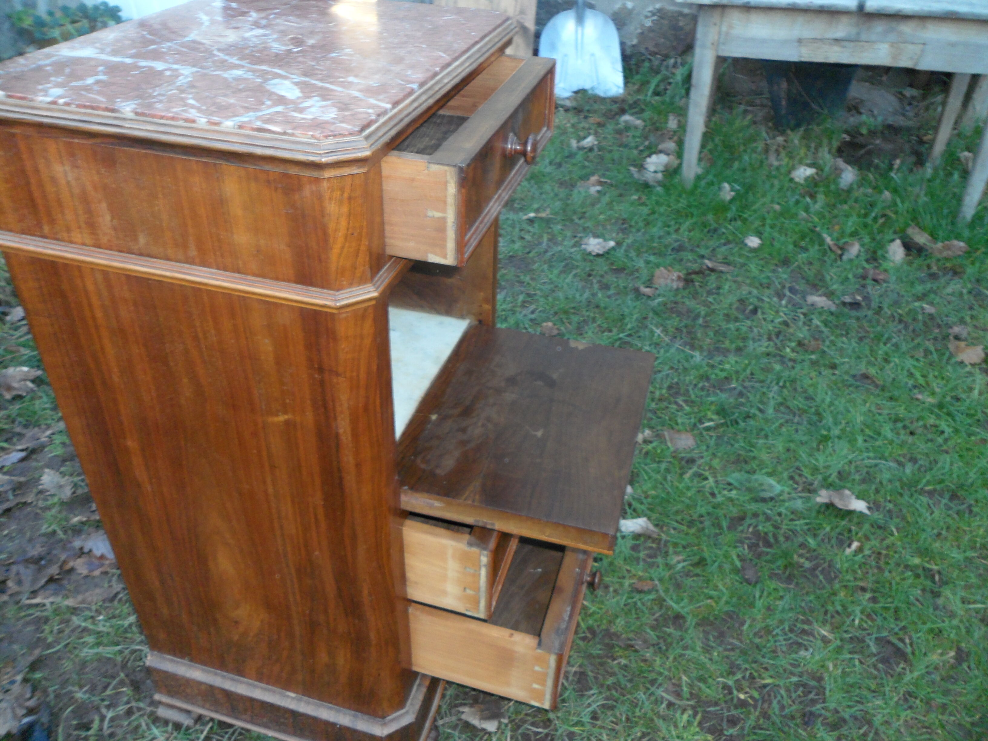 Commode