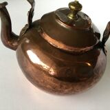 Vintage copper theière