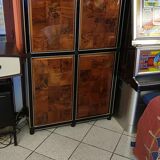Furniture 4 doors in wood veneer of walnut bramble in checkerboard