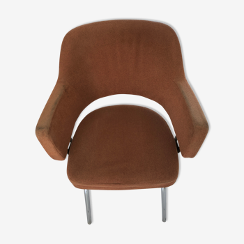 armchair design metal and light brown fabrics