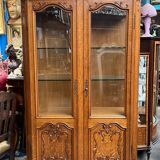 Louis XV style display cabinet. Solid oak.