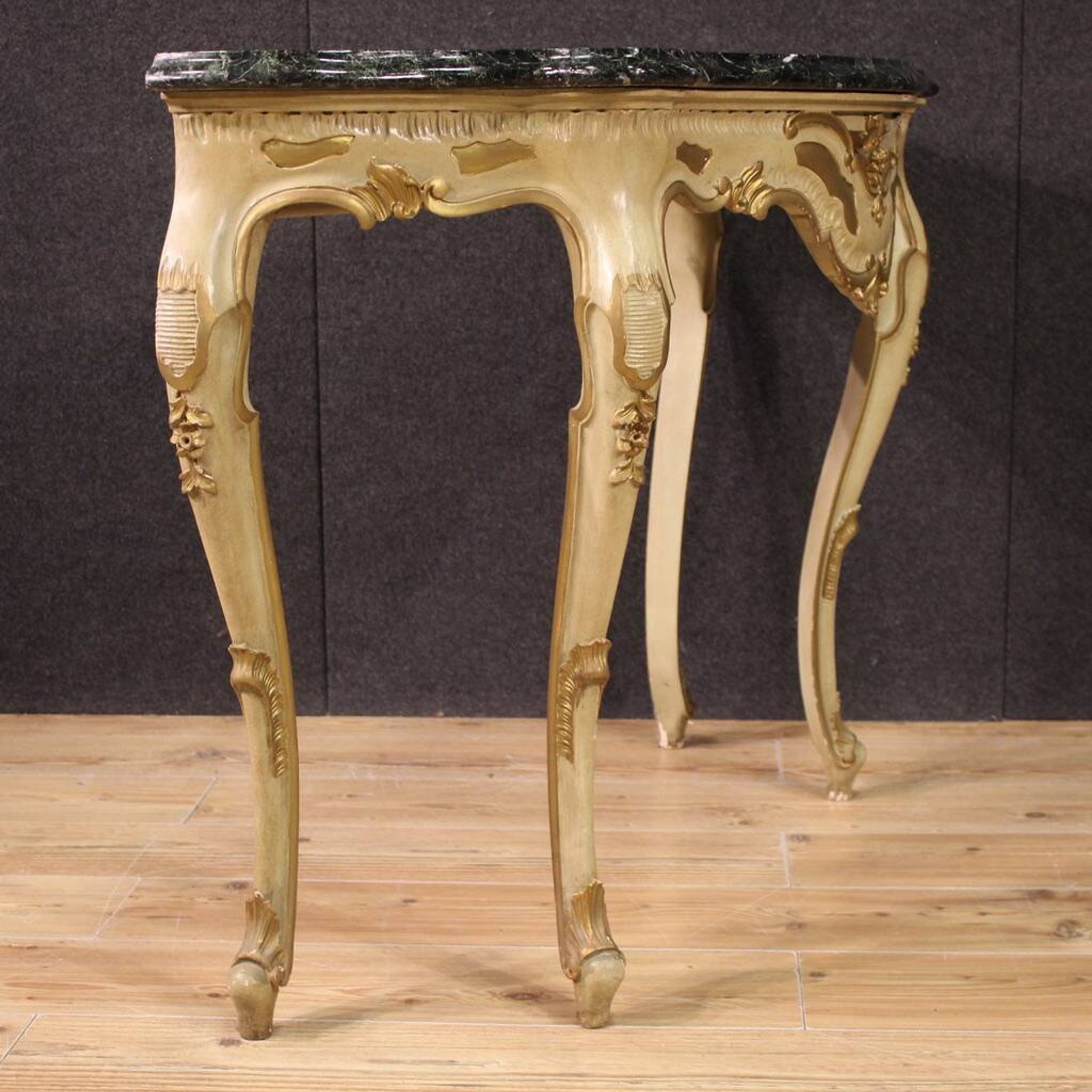 Console italienne laquée et dorée, 20e siècle