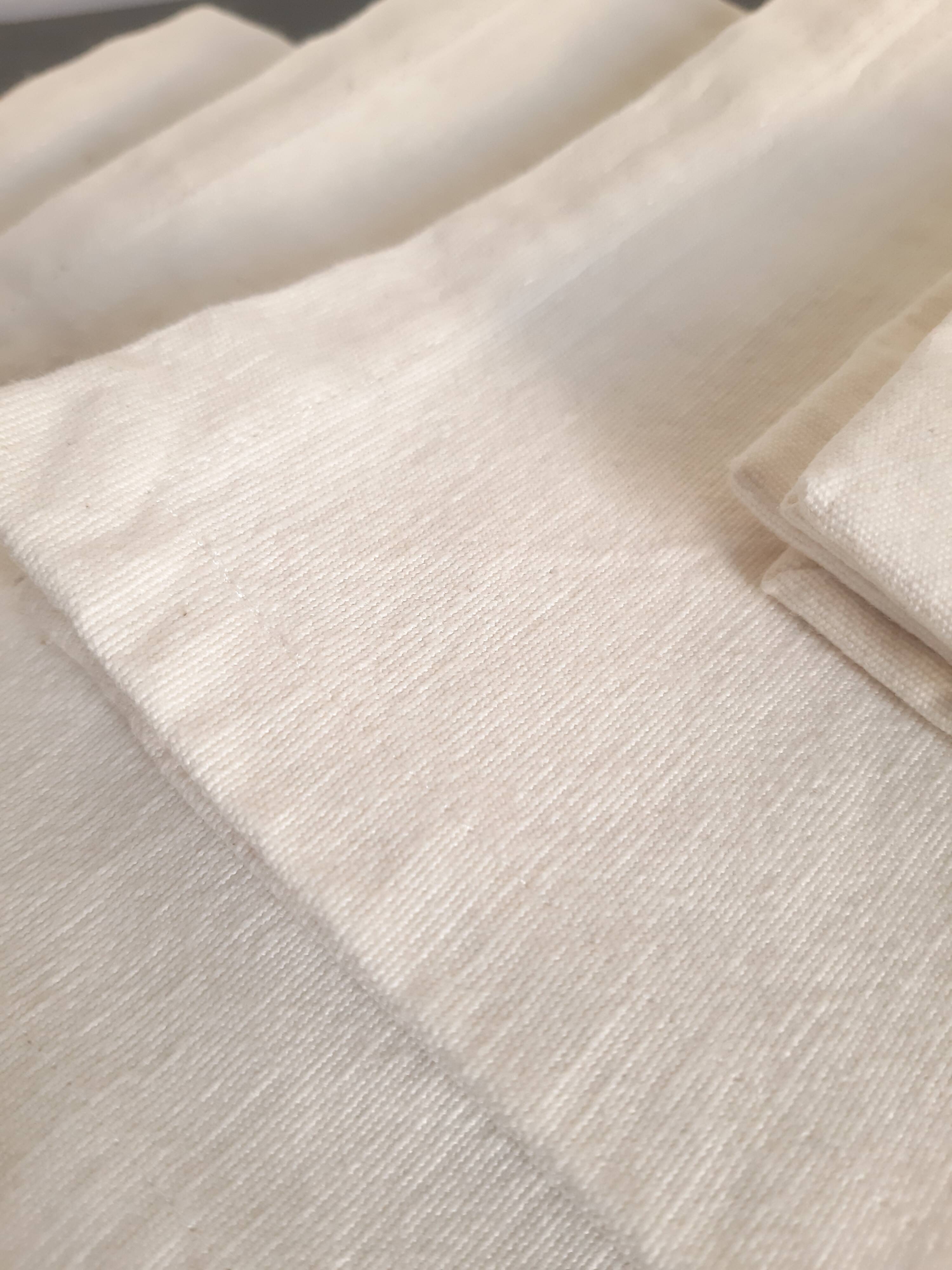 Towels/ 6 linen towels