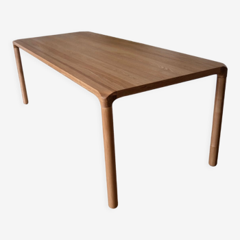 Zuiver dinning table