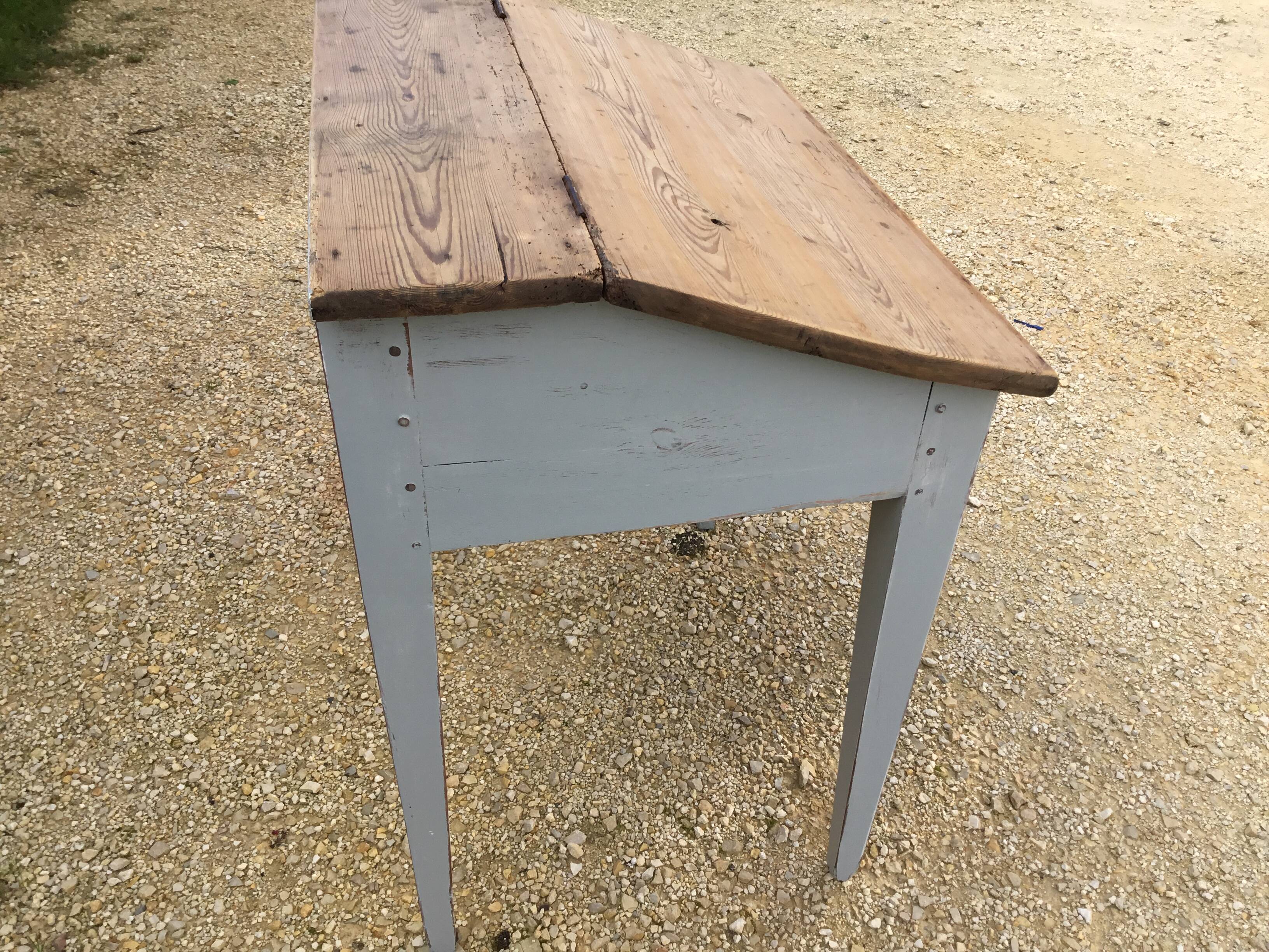 Small old fir slope desk