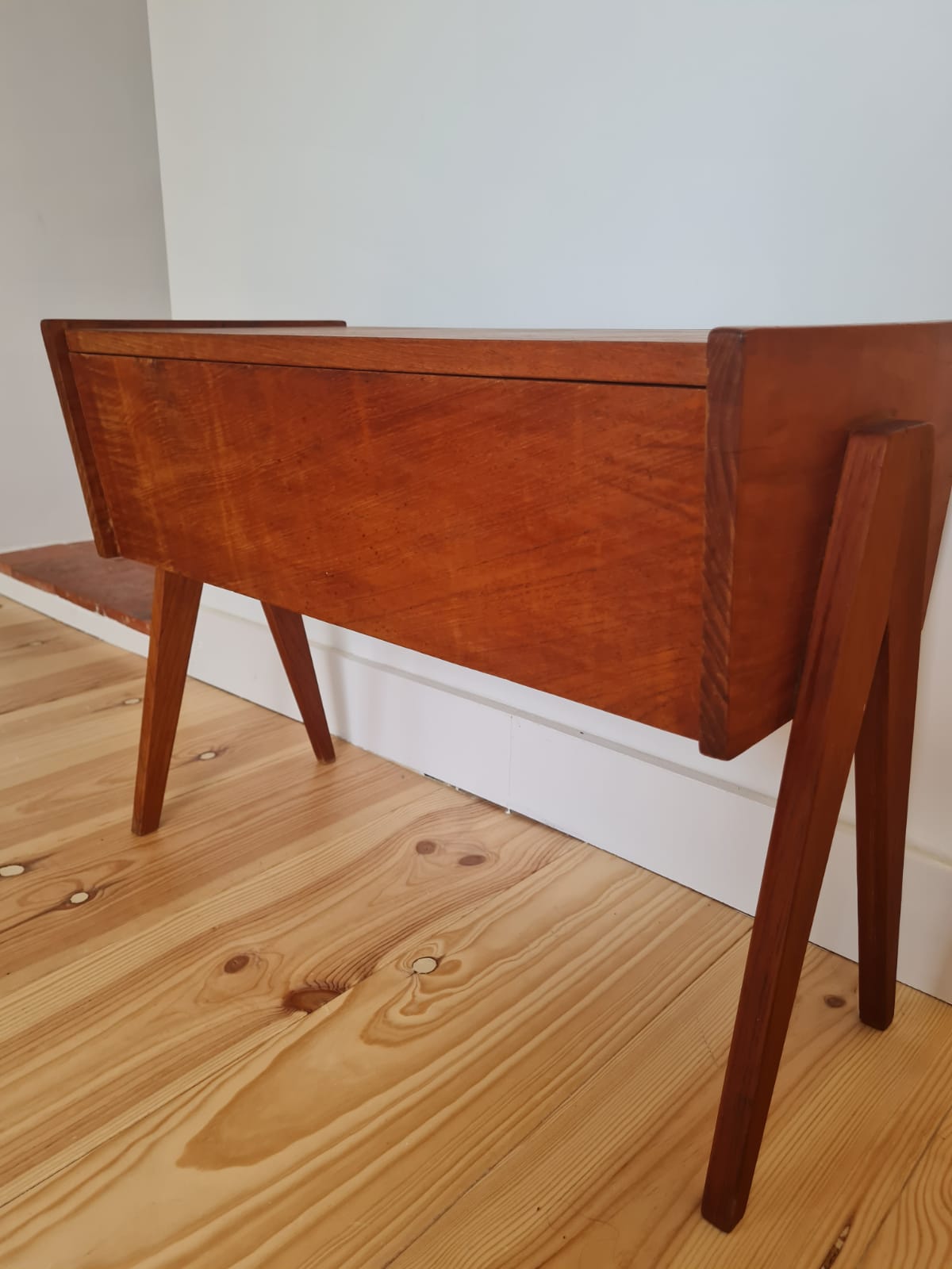 Bedside foot compass 1960