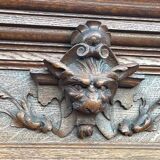 Louis XIII style showcase