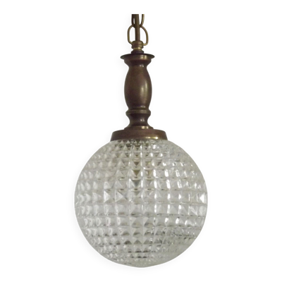 Lustre en verre moulé et laiton vintage français des années 1970, lampe suspendue en globe.