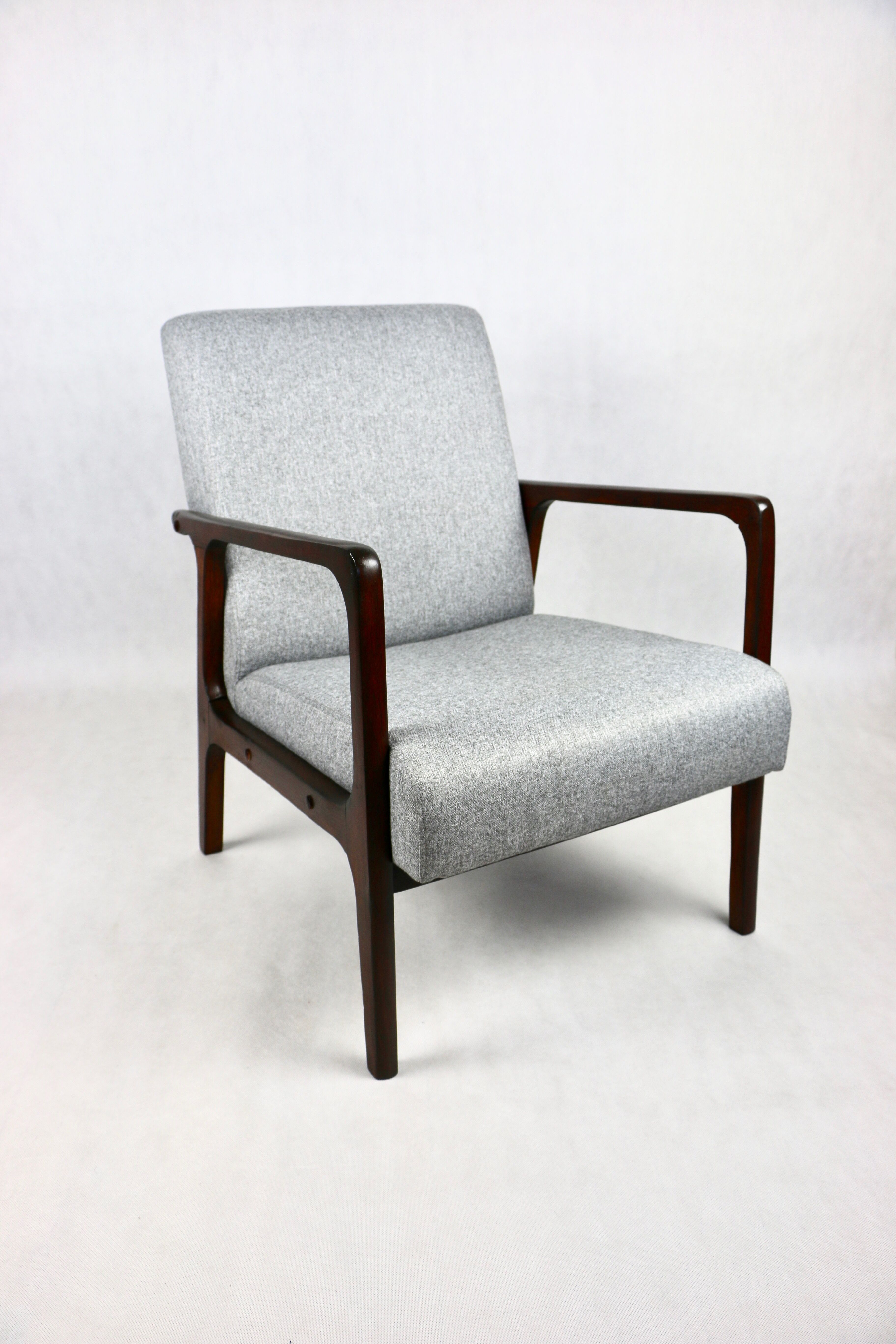 Fauteuil gris, années 1970