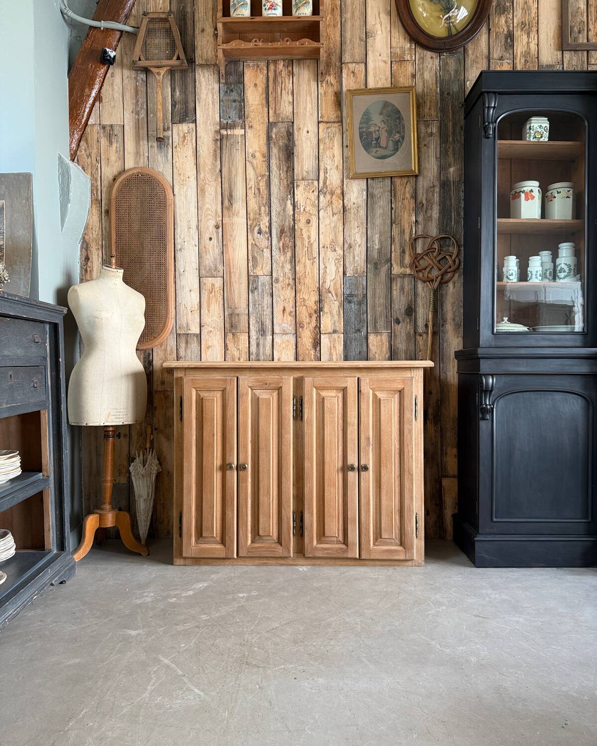 Large vintage oak sideboard (renovated)