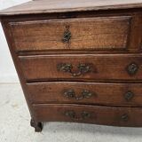 Louis XV chest of drawers in solid oak from the 18th century