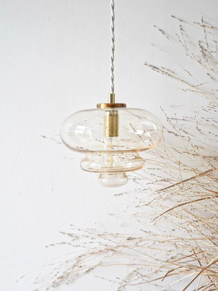 Amber suspension globe