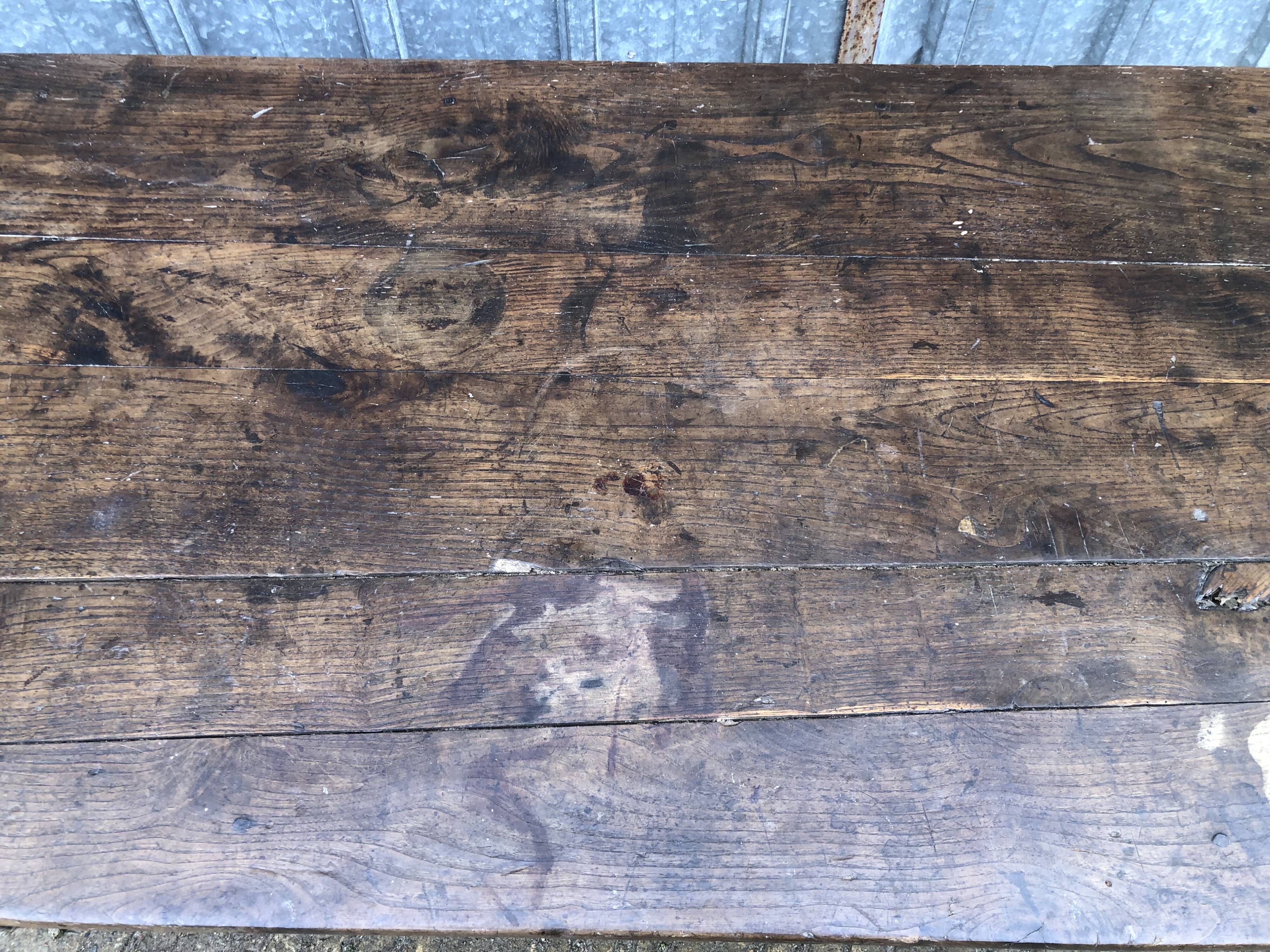 Rustic antique farmhouse table in solid oak with 1 drawer.