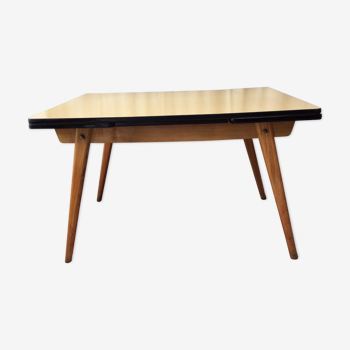 Table en bois et formica pieds compas
