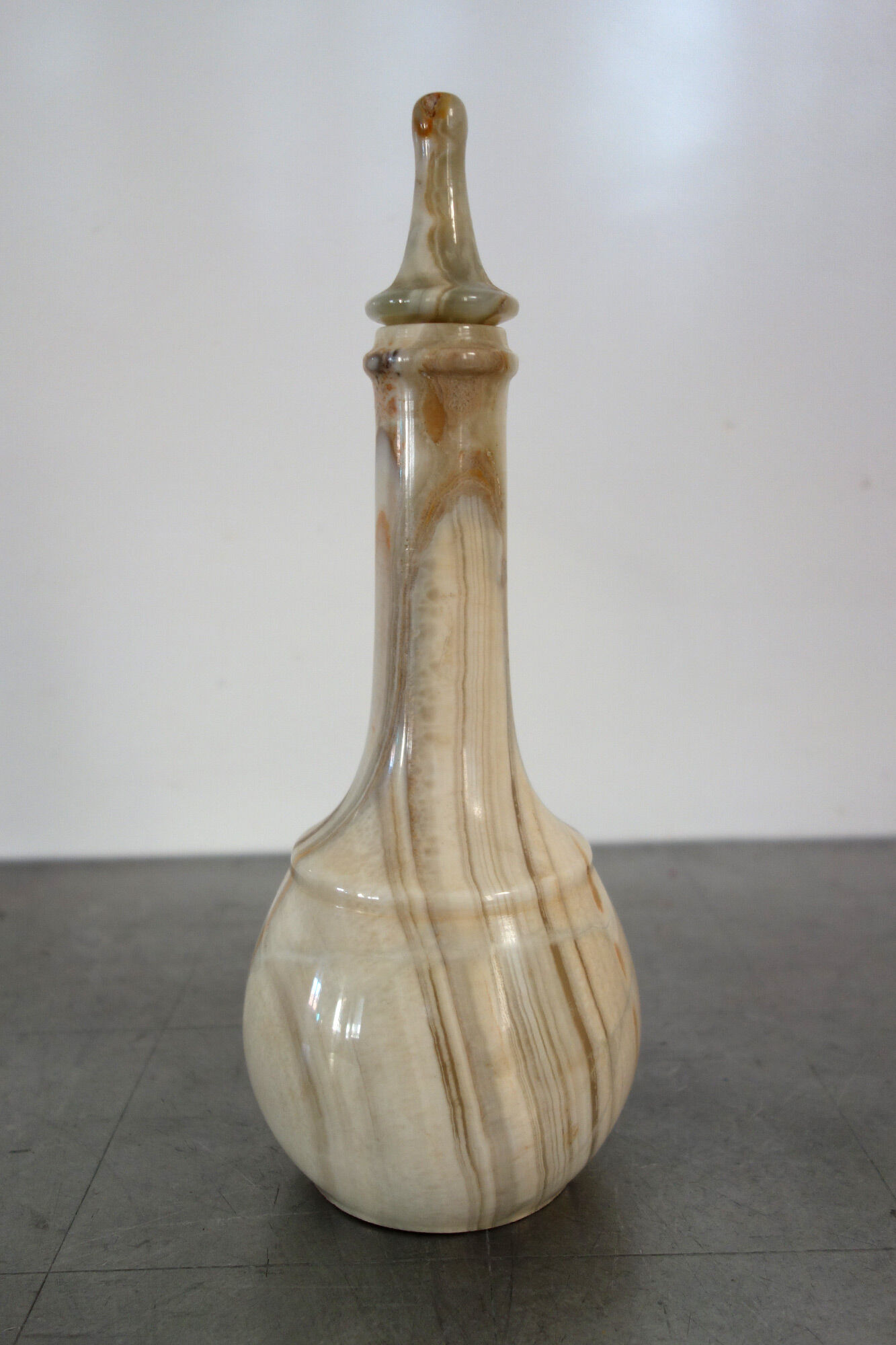 Vintage onyx liquor service