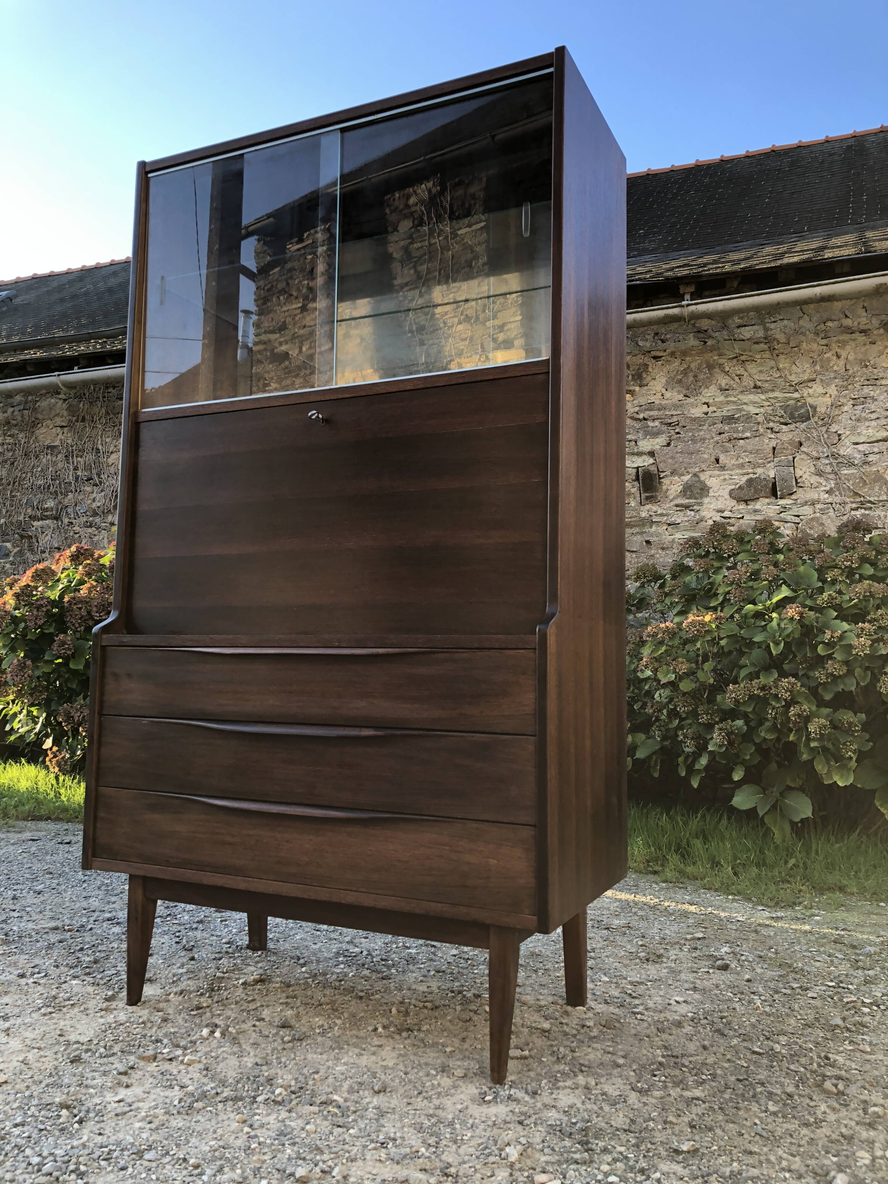 Vintage Scandinavian secretary in rosewood with drawers featuring fin-style handles.