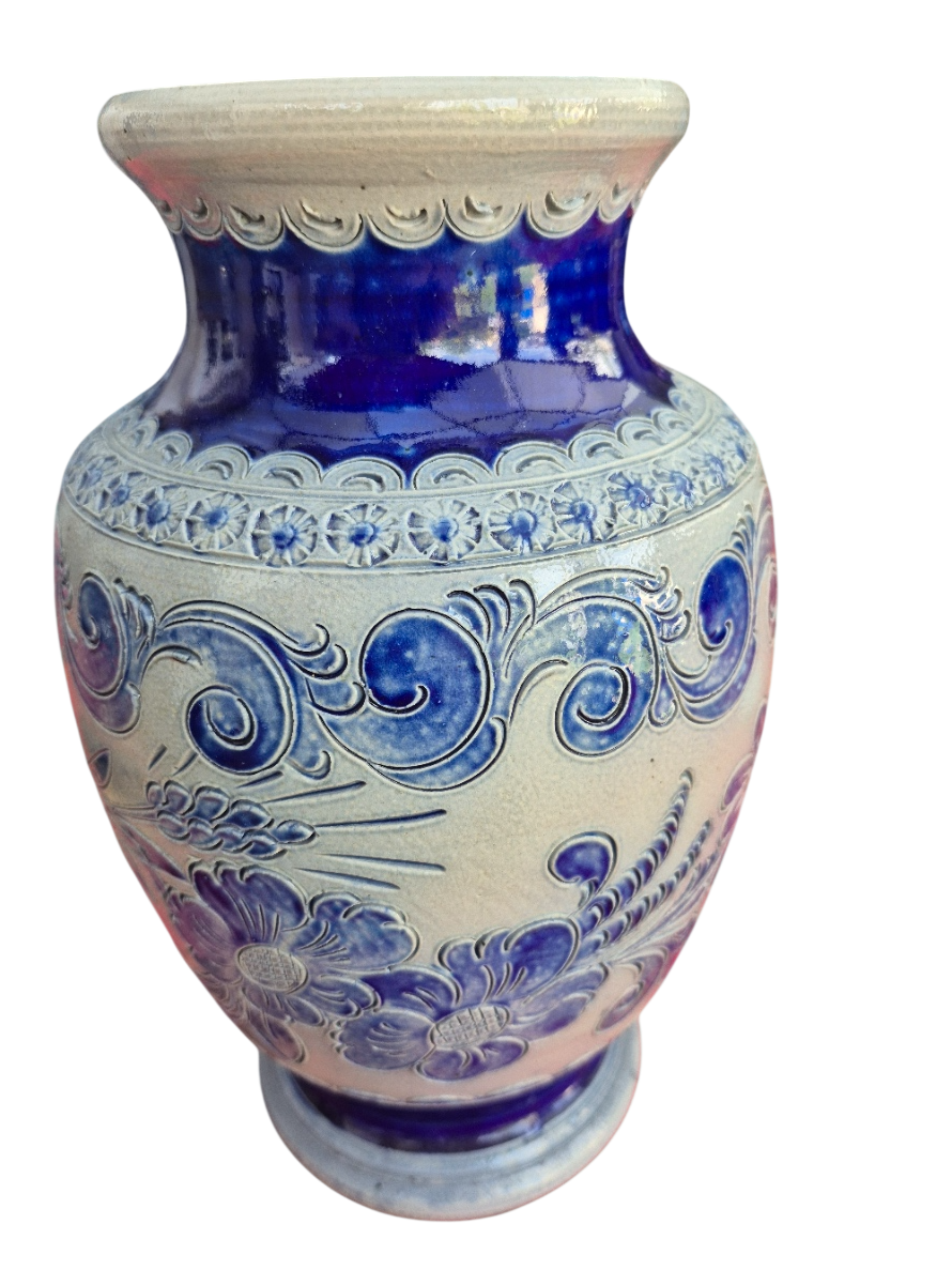 stoneware vase from Betschdorf signed Bella kitsch