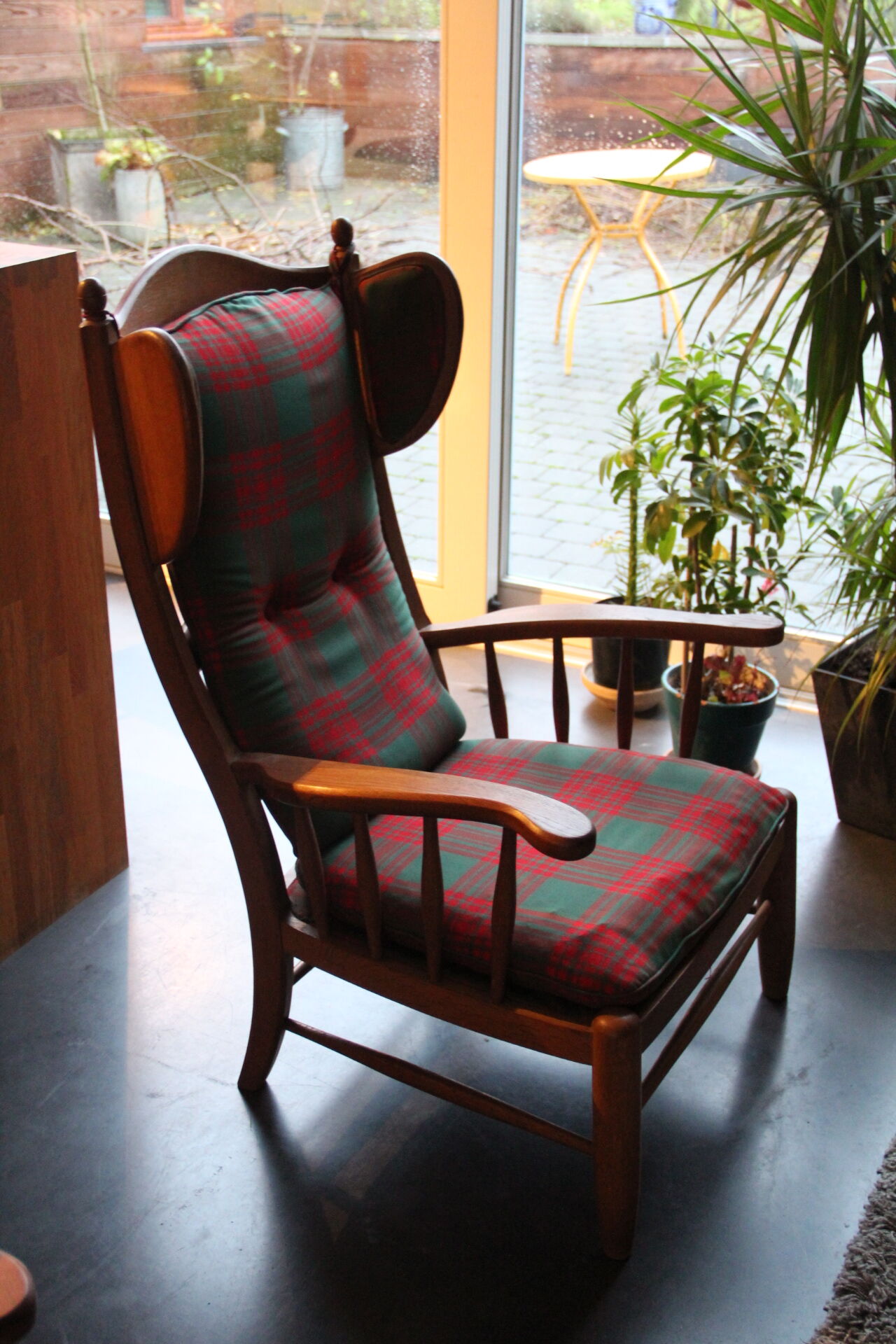 2 chairs from the 70s