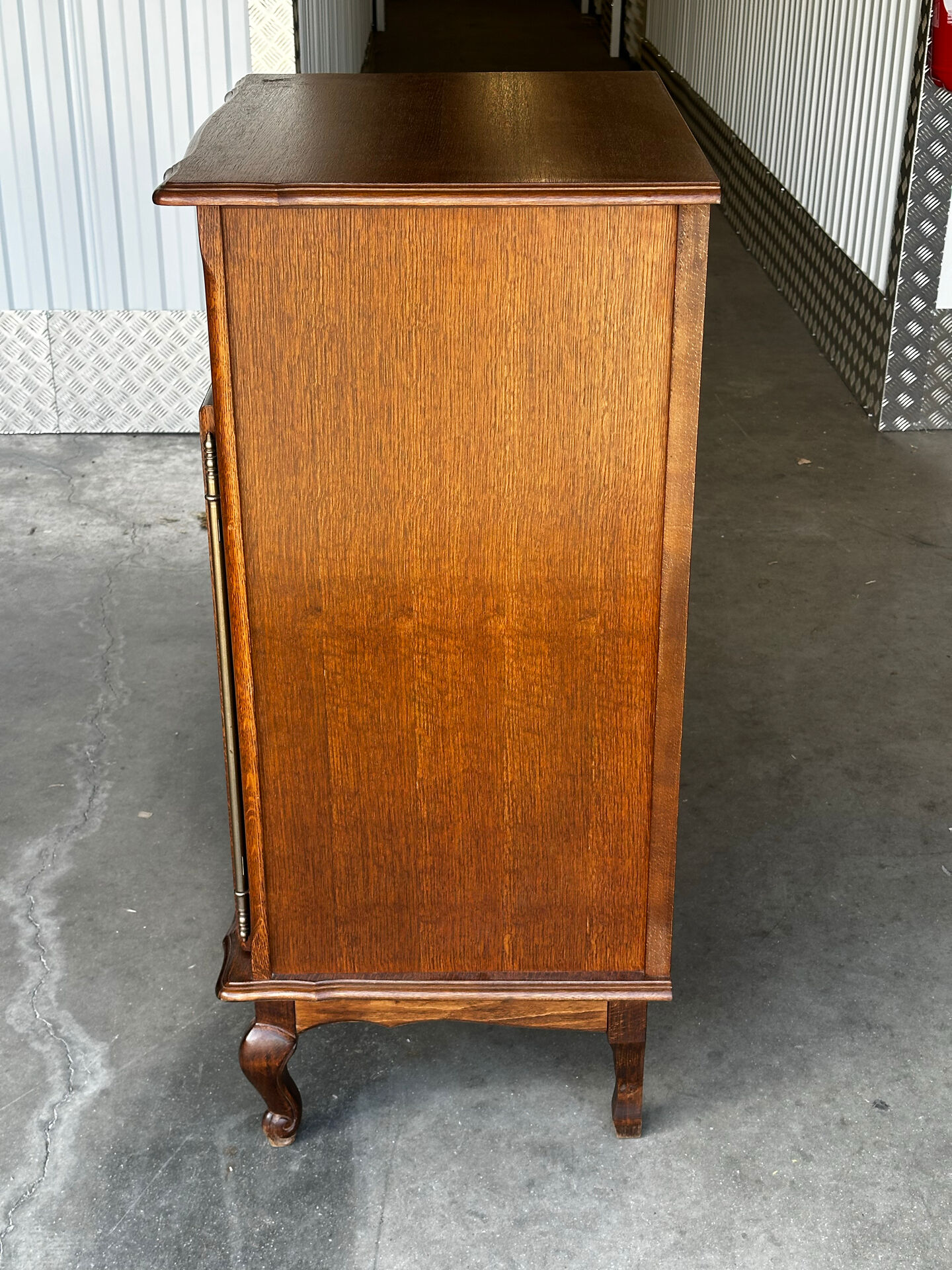 Vintage solid oak furniture for a vinyl turntable.