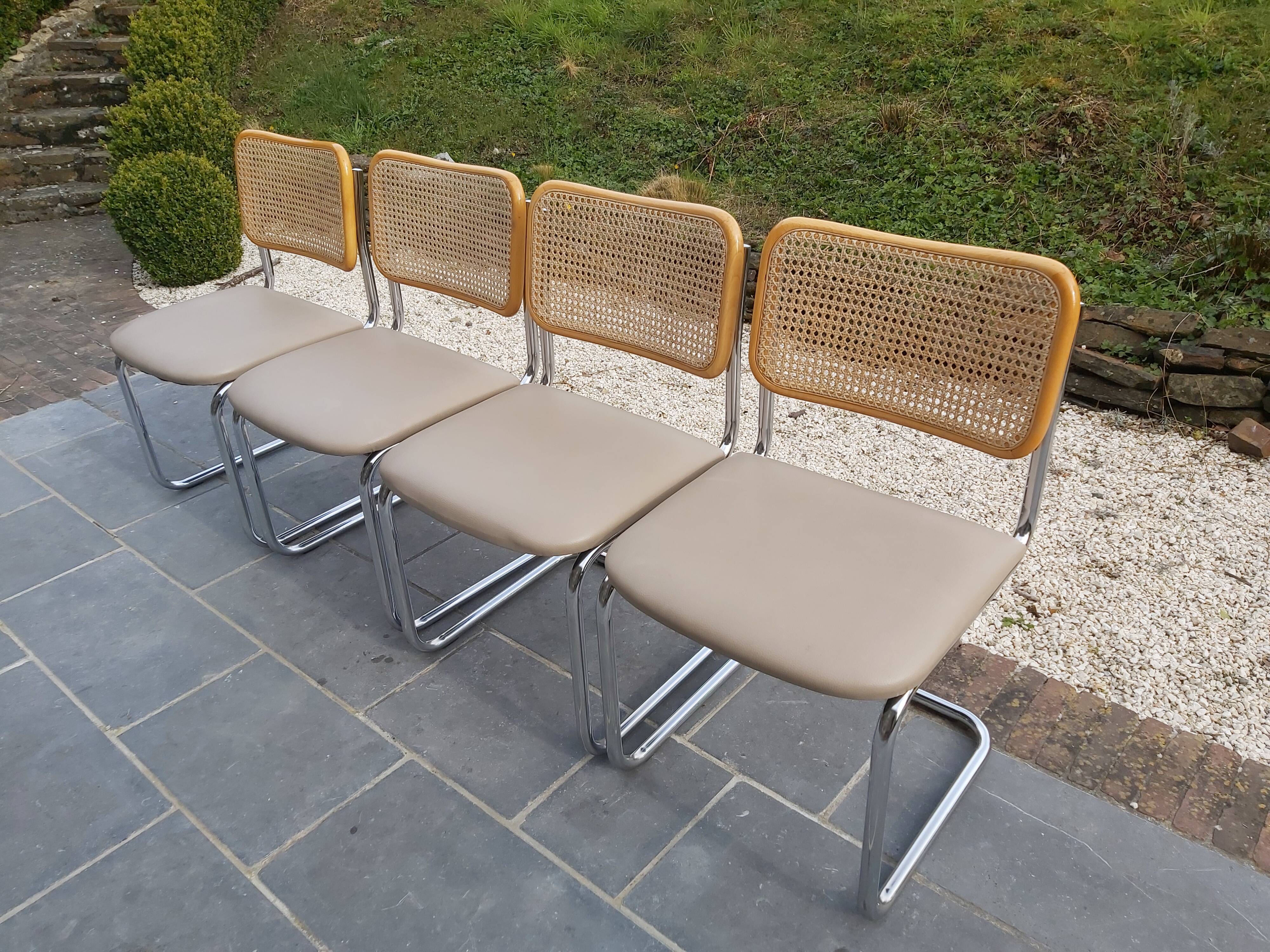 Set de 4 chaises vintage design Marcel Breuer