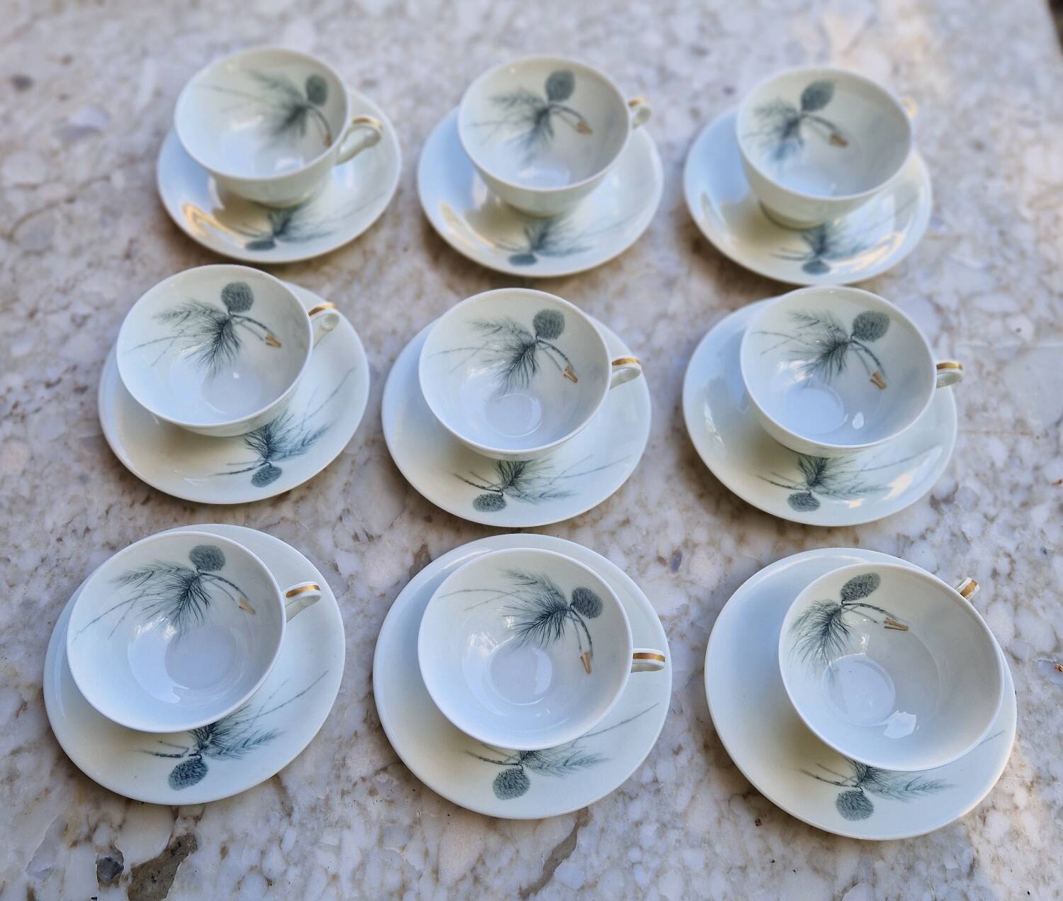 Coffee service for 9 people, Limoges porcelain, signed D'Arnac