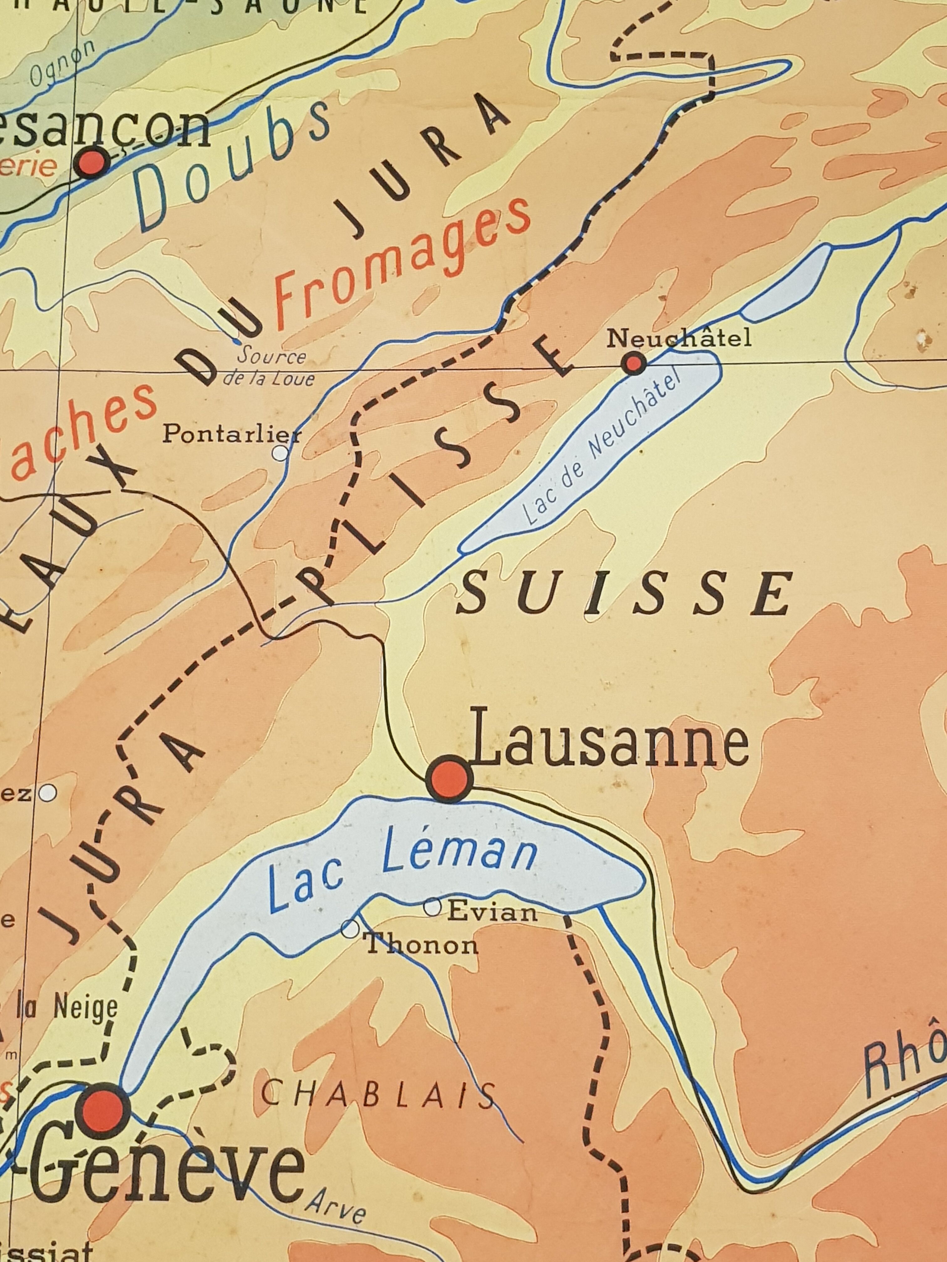 Editions Rossignol map - Massif Central & Jura (90 x 75cm)