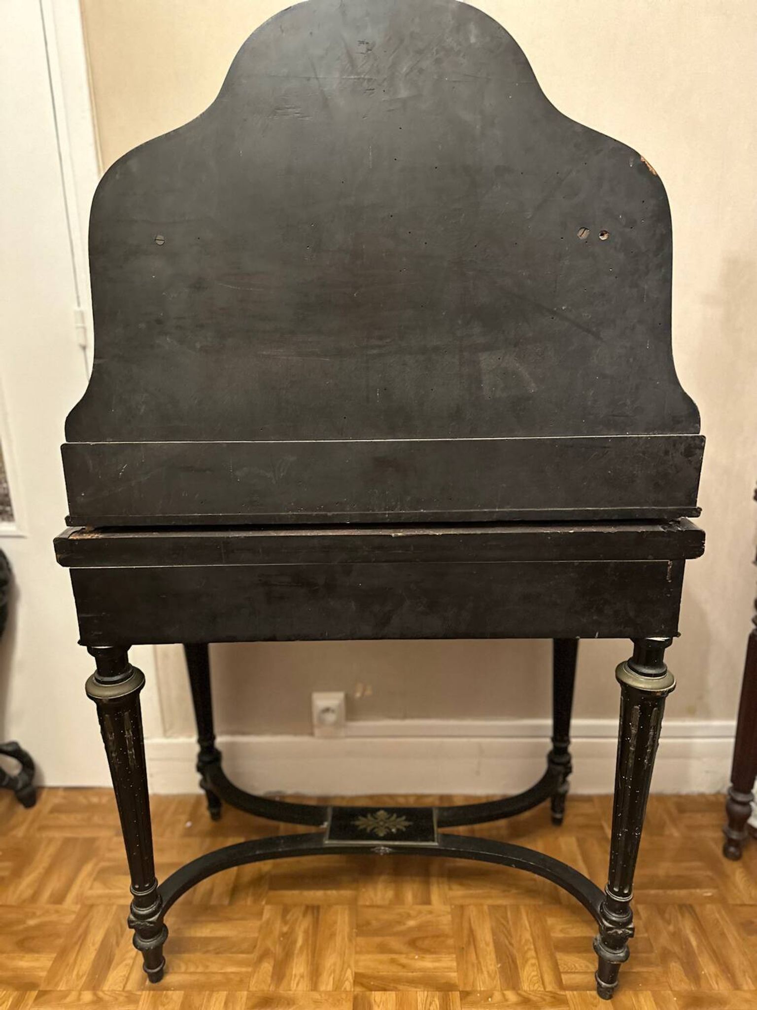 Napoleon III secretary with tiers - Blackened wood, enhanced with brass 19th century