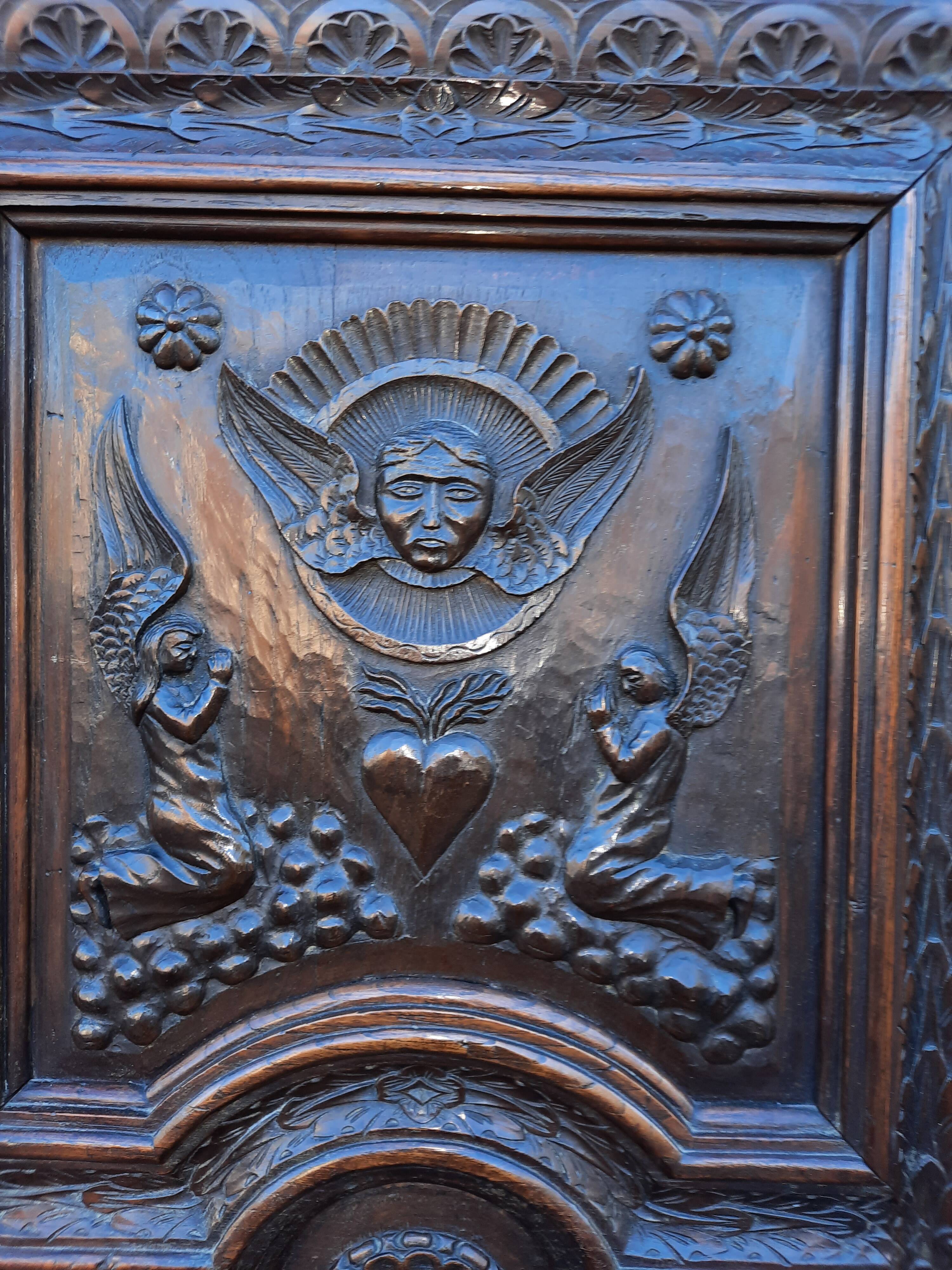 Armoire bretonne du pays de Léon du 19 ème siècle